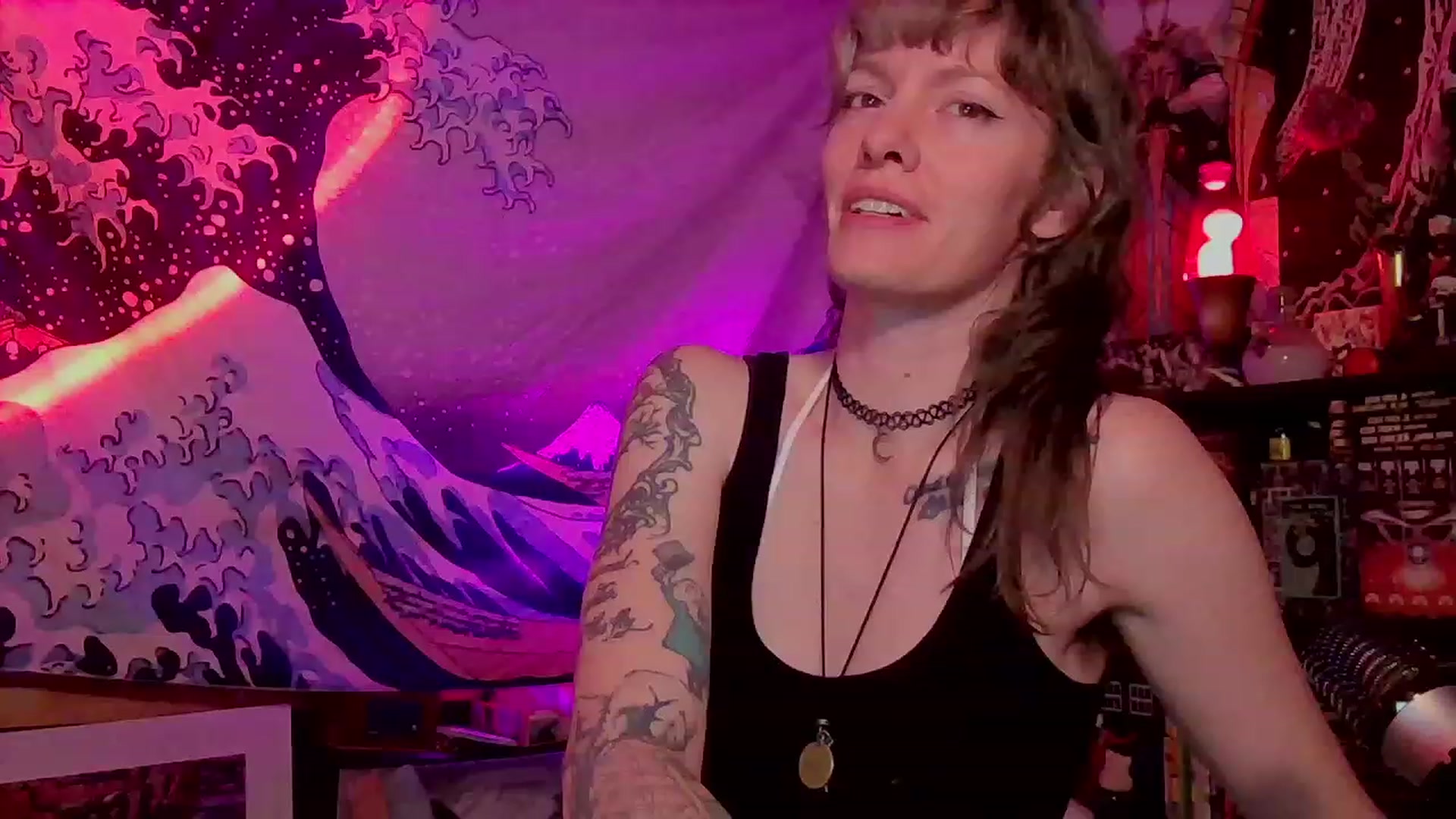 Gallery image thumbnail from CdrTroi's myfreecams stream on, 02/27/2024, 12:36 image 8 of 20