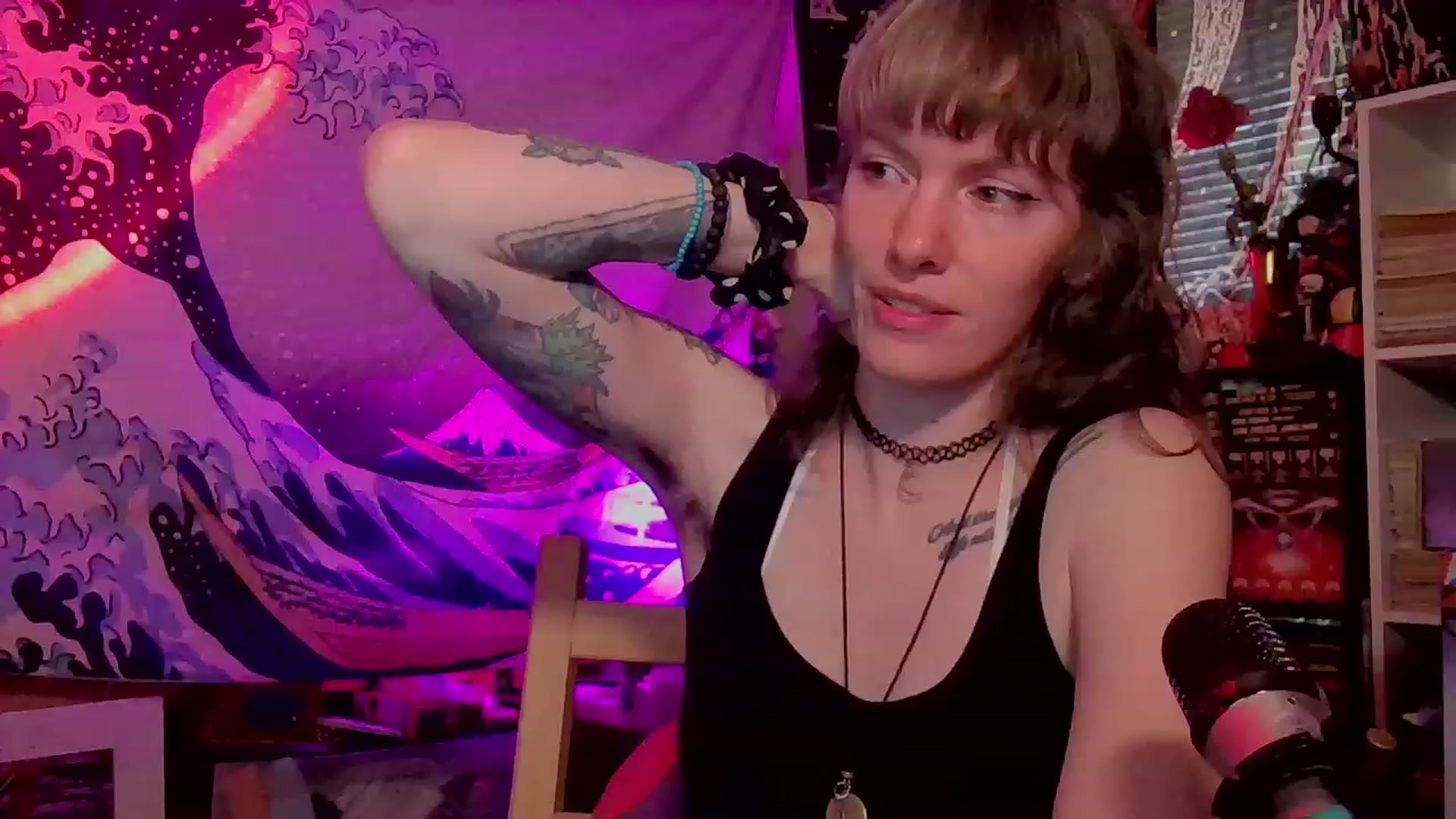 Gallery image thumbnail from CdrTroi's myfreecams stream on, 02/27/2024, 12:36 image 16 of 20