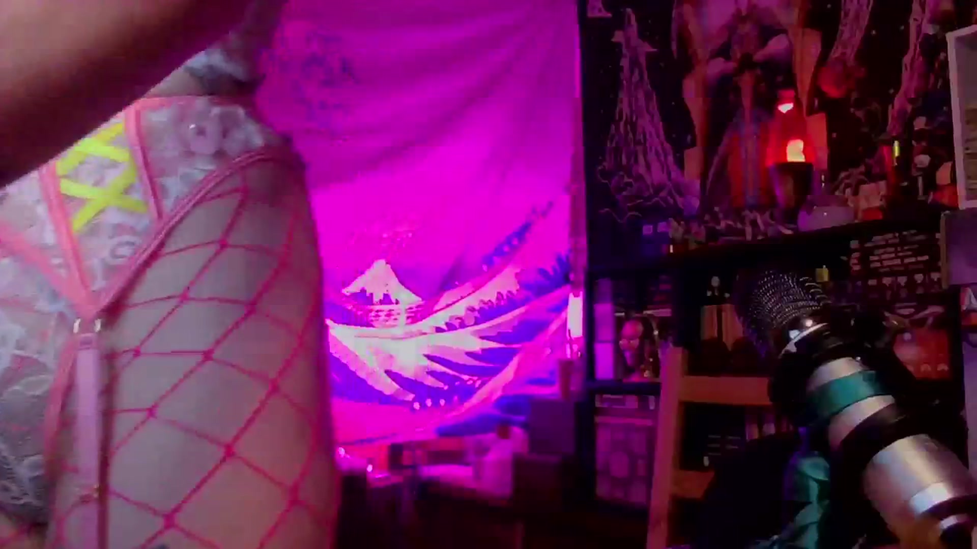 Gallery image thumbnail from CdrTroi's myfreecams stream on, 03/03/2024, 02:31 image 3 of 20