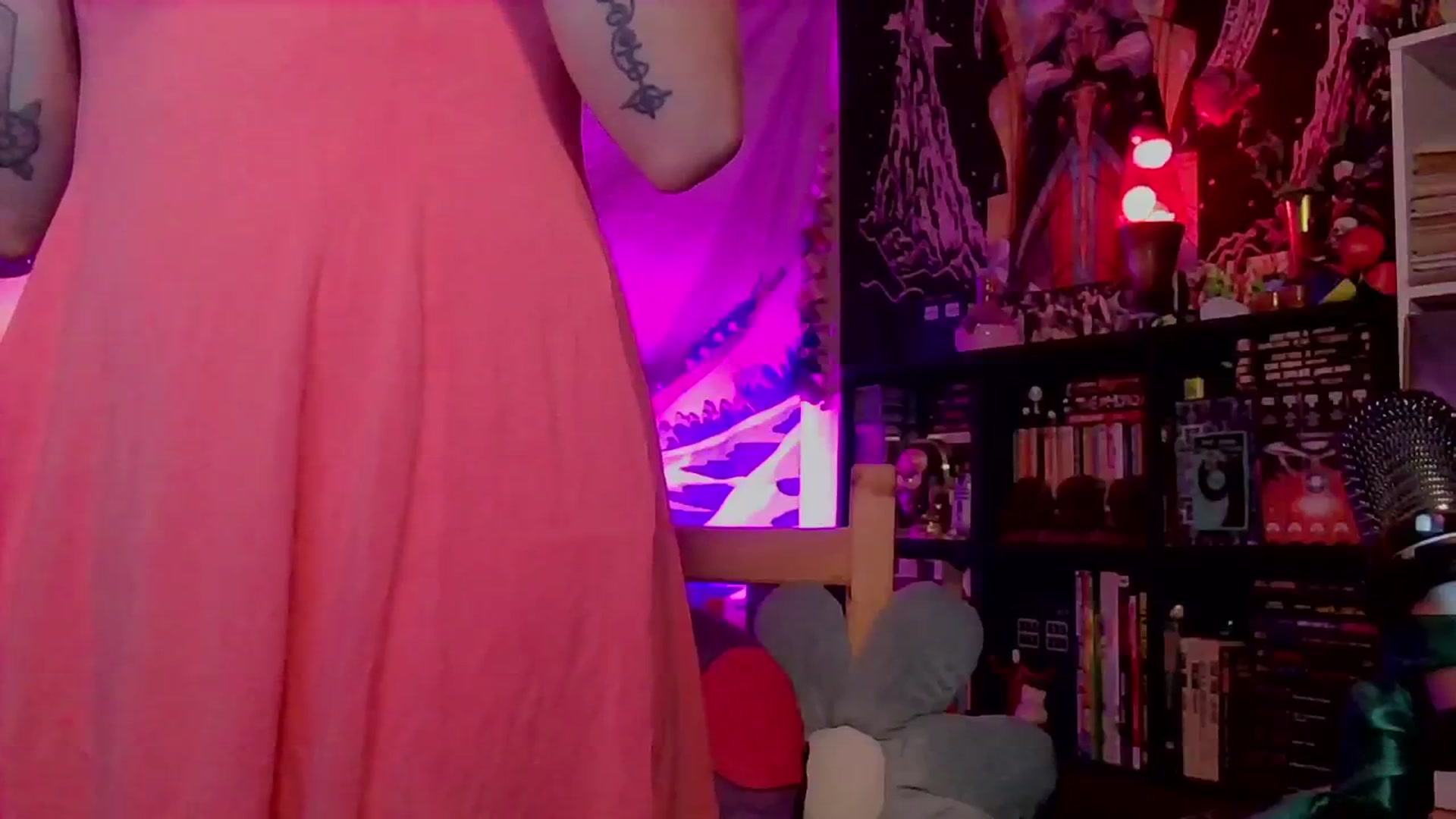 Gallery image thumbnail from CdrTroi's myfreecams stream on, 03/06/2024, 24:24 image 19 of 20