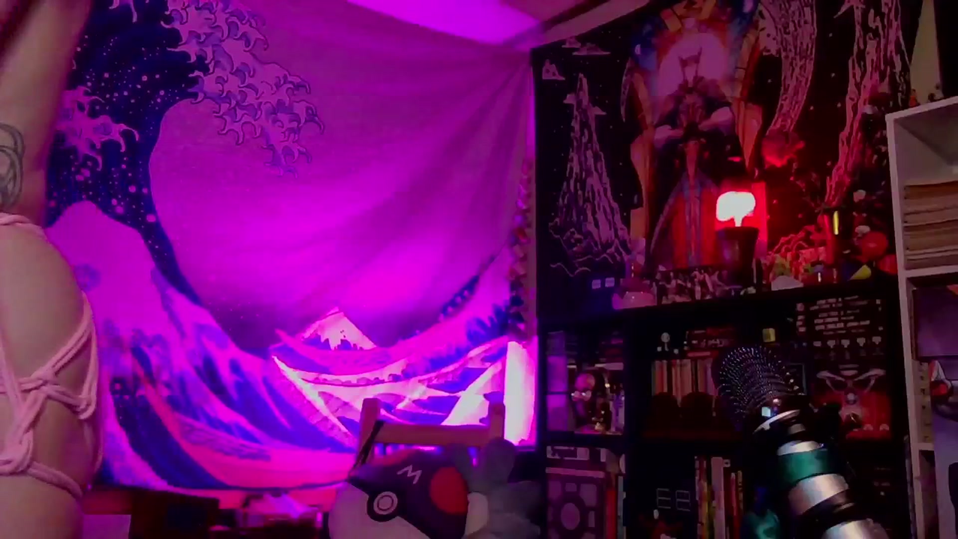 Gallery image thumbnail from CdrTroi's myfreecams stream on, 03/06/2024, 24:24 image 11 of 20