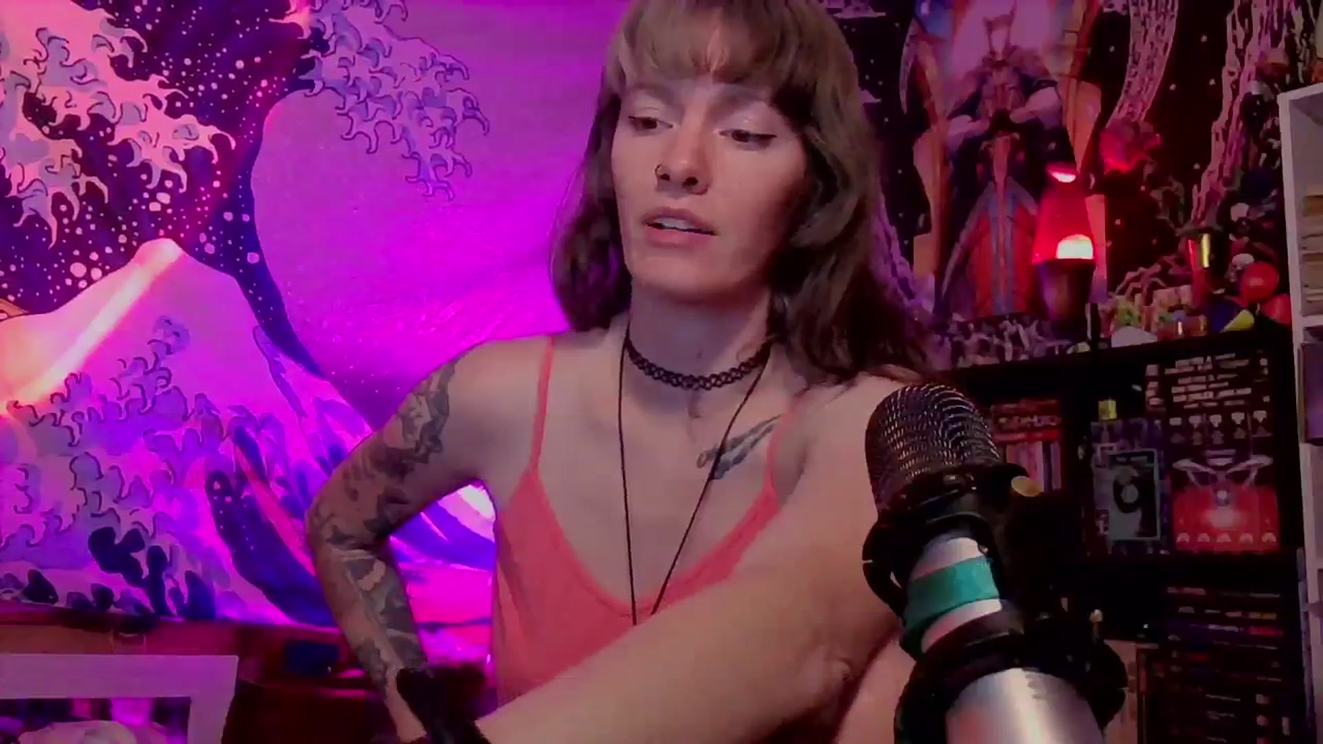 Gallery image thumbnail from CdrTroi's myfreecams stream on, 03/06/2024, 24:24 image 16 of 20
