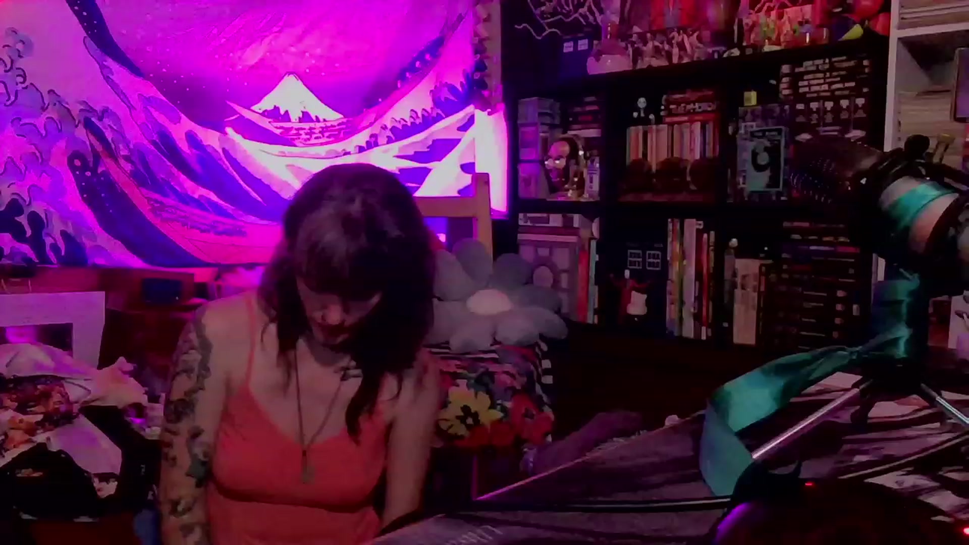 Gallery image thumbnail from CdrTroi's myfreecams stream on, 03/06/2024, 02:13 image 19 of 20