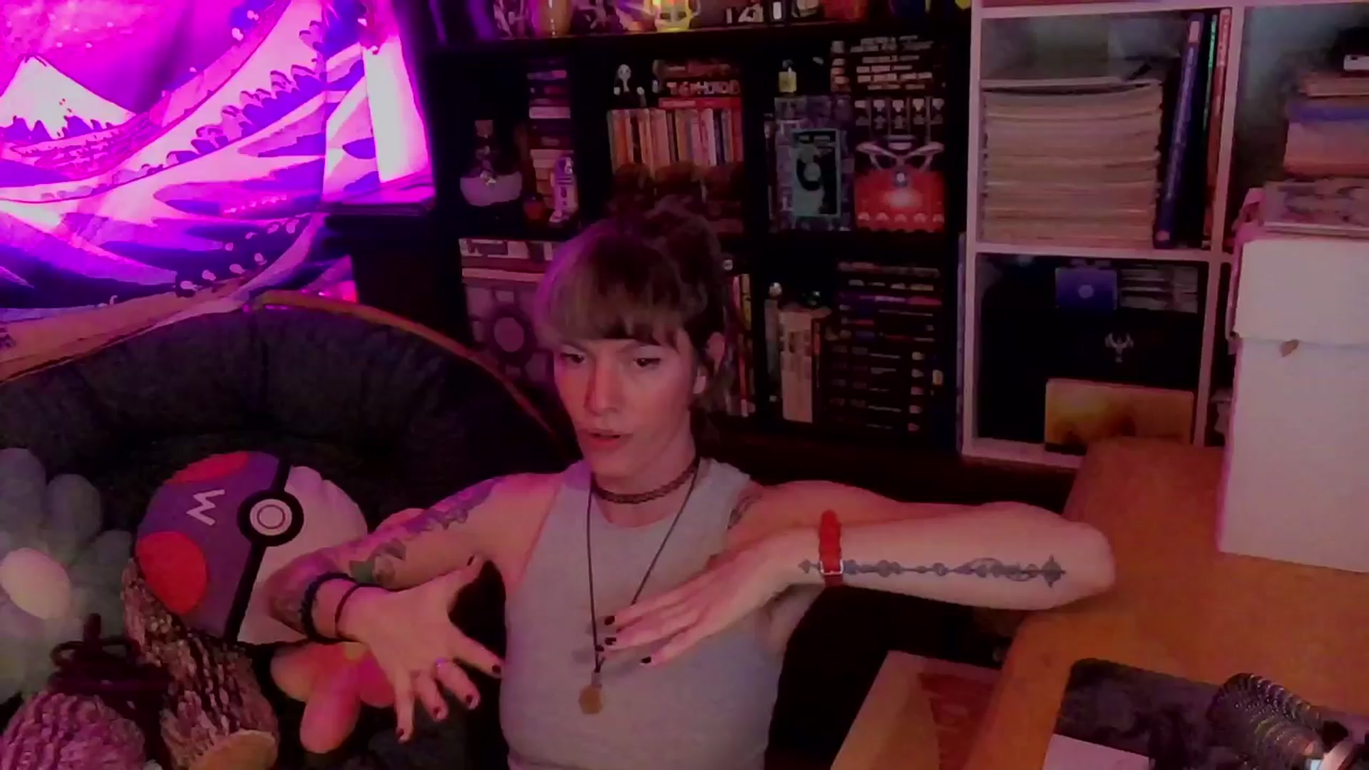 Gallery image thumbnail from CdrTroi's myfreecams stream on, 03/27/2024, 07:45 image 19 of 20