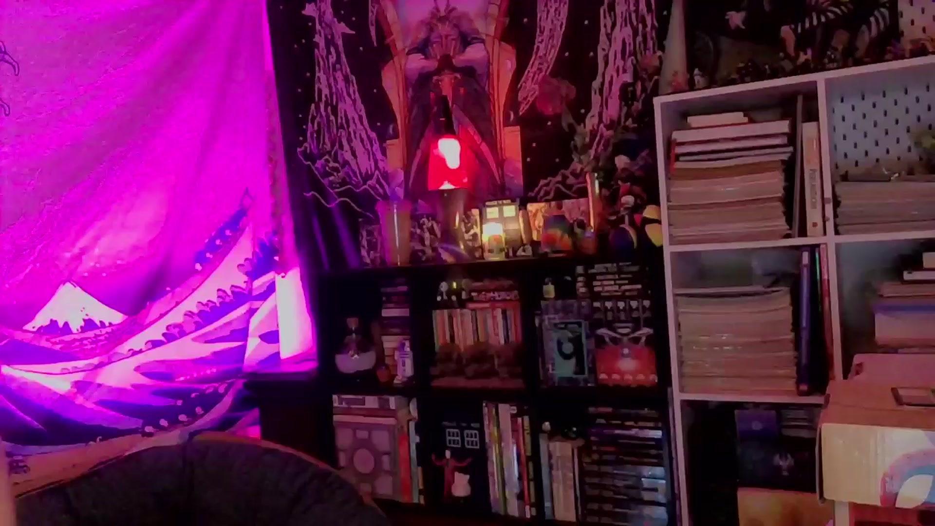 Gallery image thumbnail from CdrTroi's myfreecams stream on, 03/27/2024, 07:45 image 10 of 20