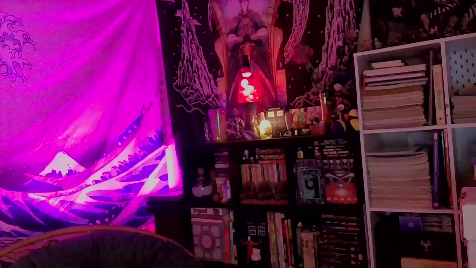 Gallery image thumbnail from CdrTroi's myfreecams stream on, 03/27/2024, 08:45 image 7 of 20