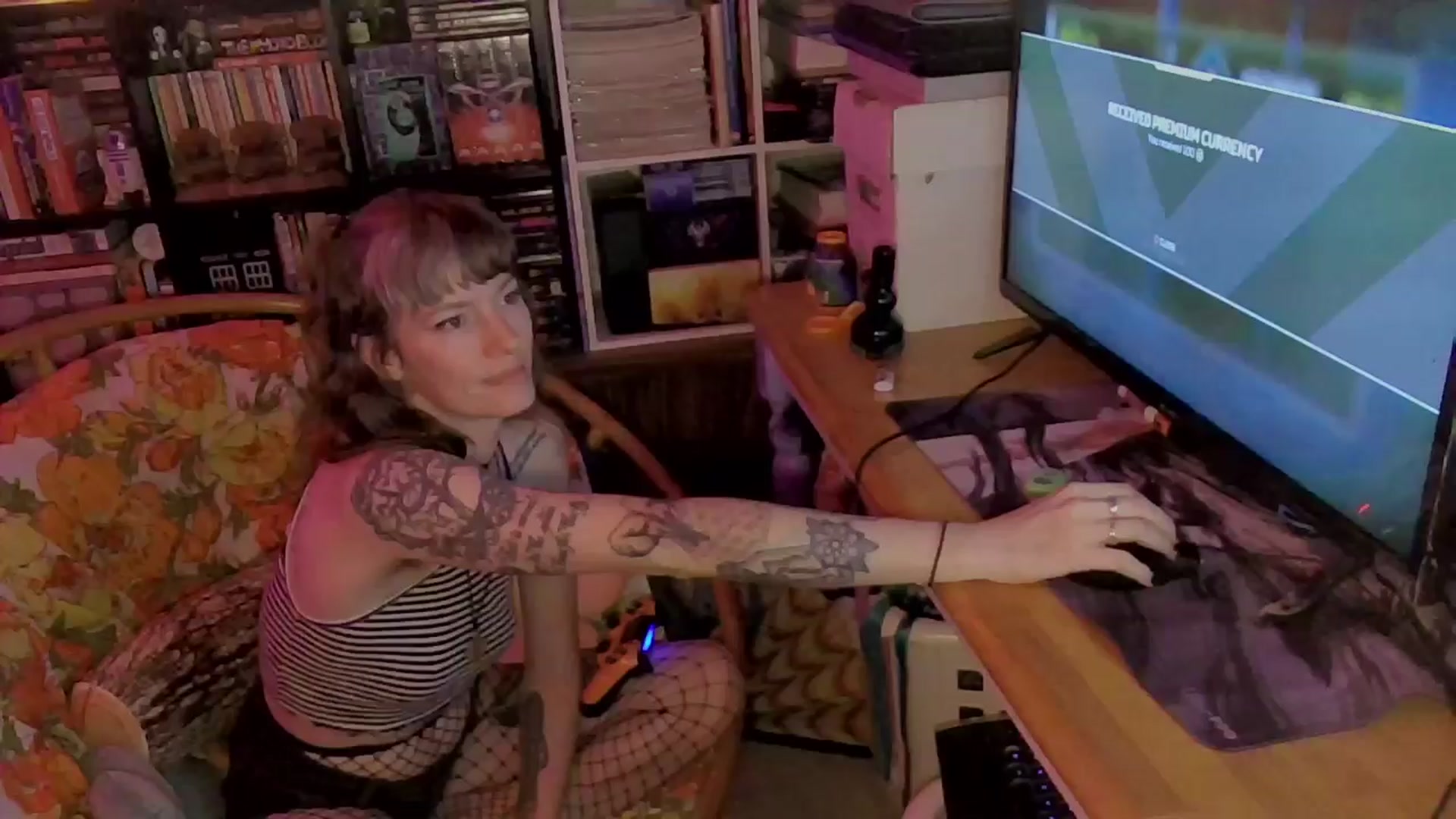 Gallery image thumbnail from CdrTroi's myfreecams stream on, 04/05/2024, 06:55 image 8 of 20