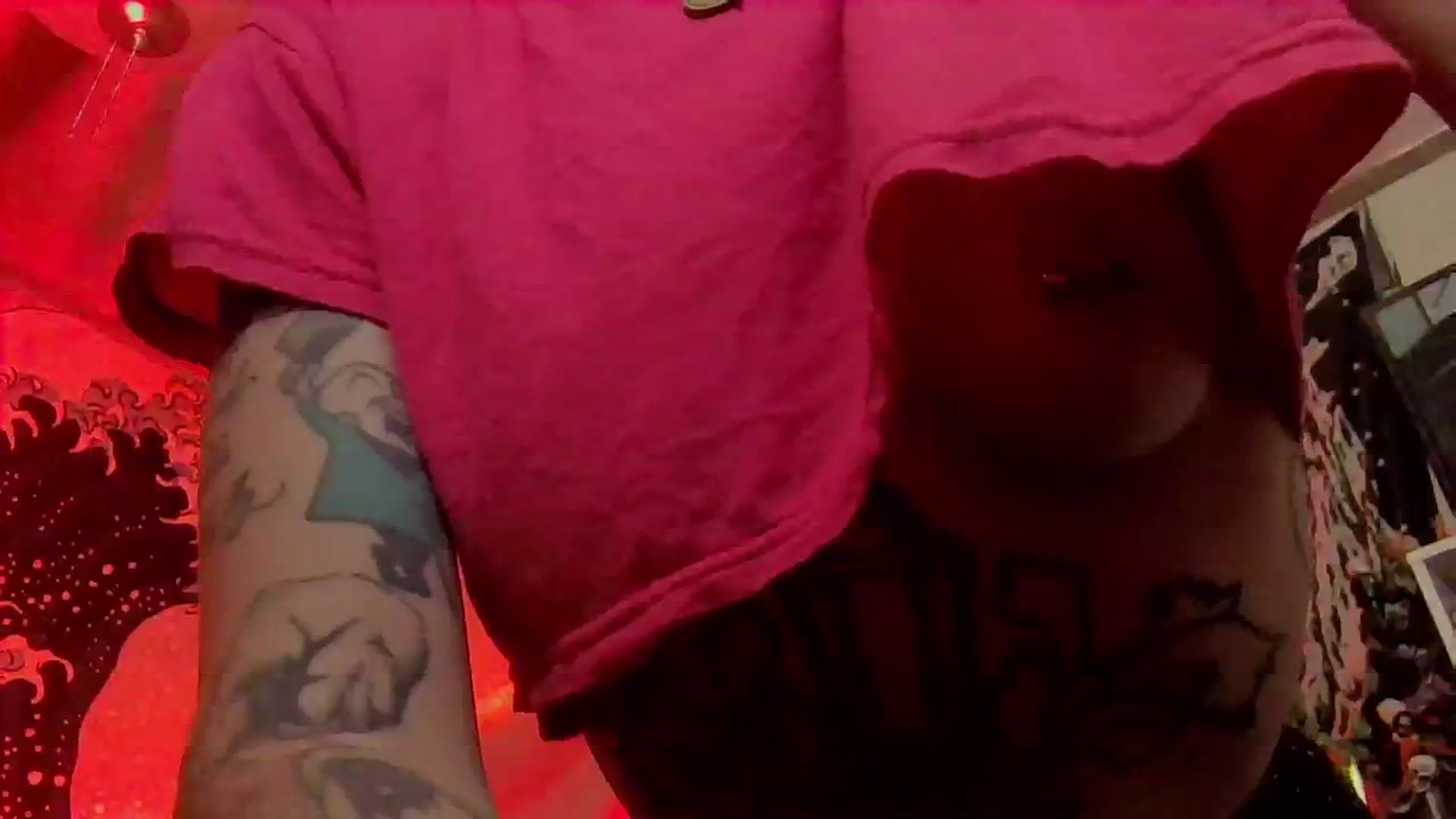Gallery image thumbnail from CdrTroi's myfreecams stream on, 04/27/2024, 06:57 image 14 of 20