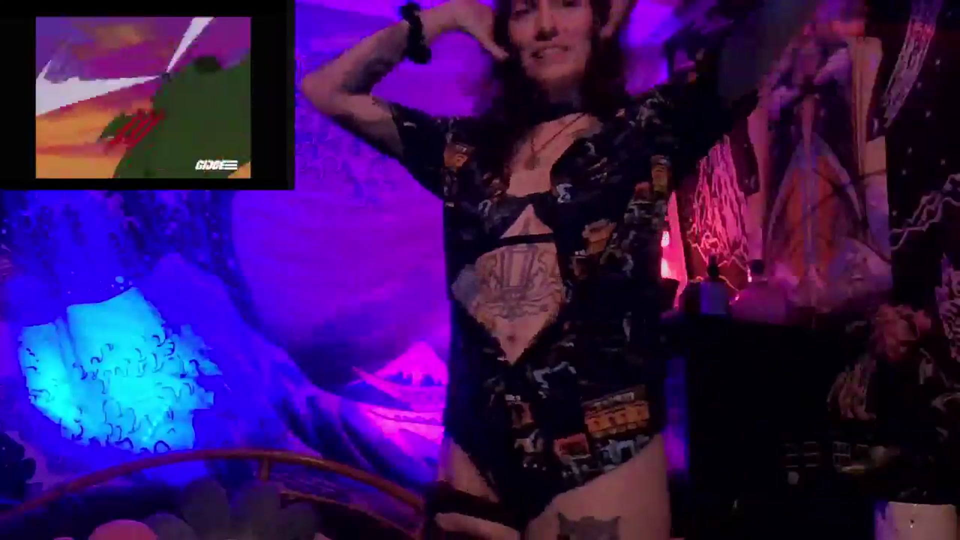 Gallery image thumbnail from CdrTroi's myfreecams stream on, 06/06/2024, 08:13 image 11 of 20