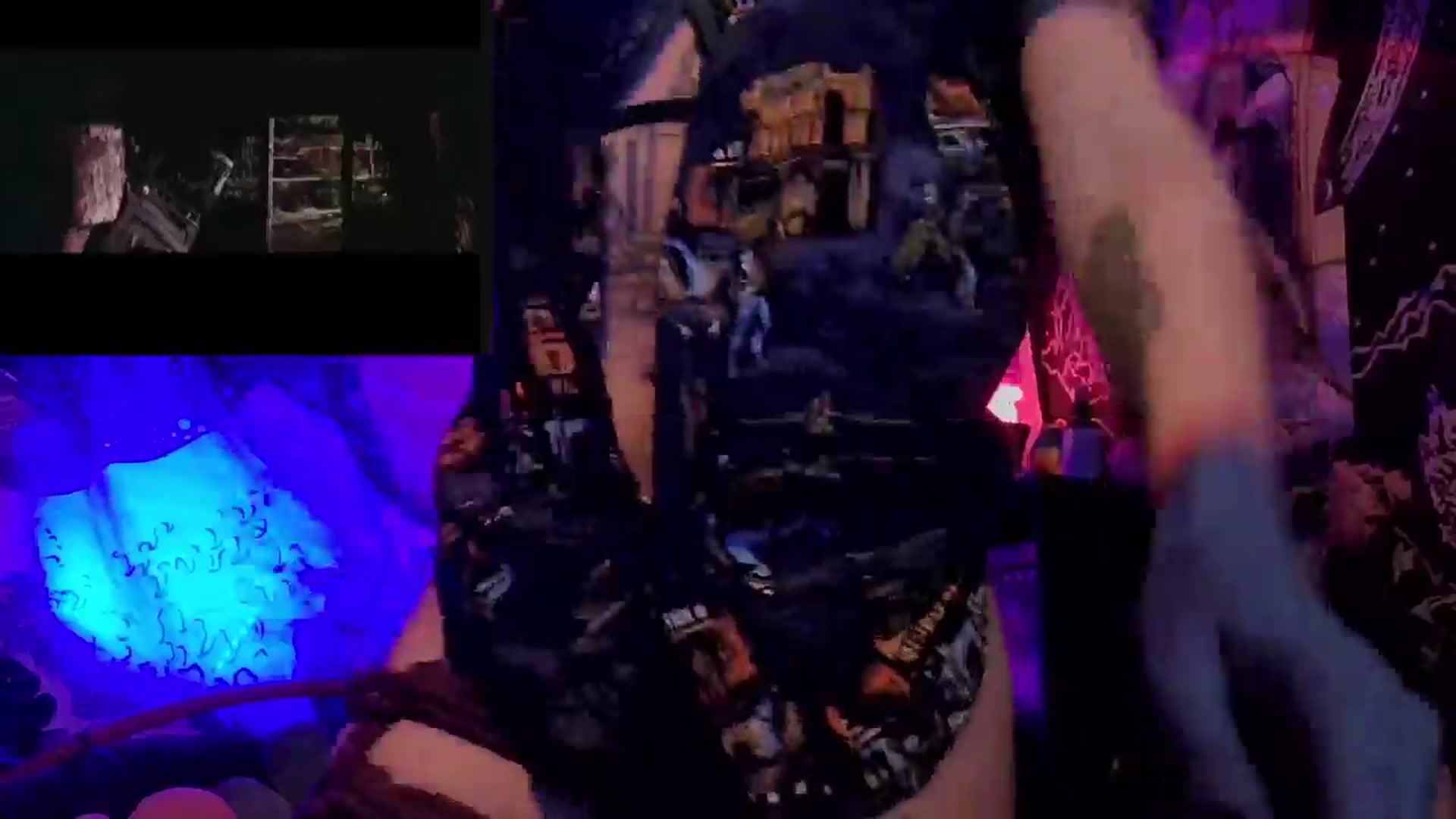 Gallery image thumbnail from CdrTroi's myfreecams stream on, 06/06/2024, 08:13 image 13 of 20