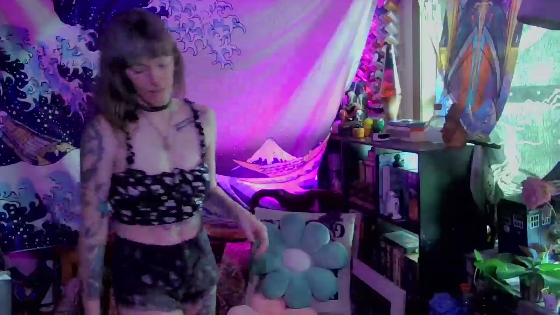 Gallery image thumbnail from CdrTroi's myfreecams stream on, 06/09/2024, 19:55 image 4 of 20
