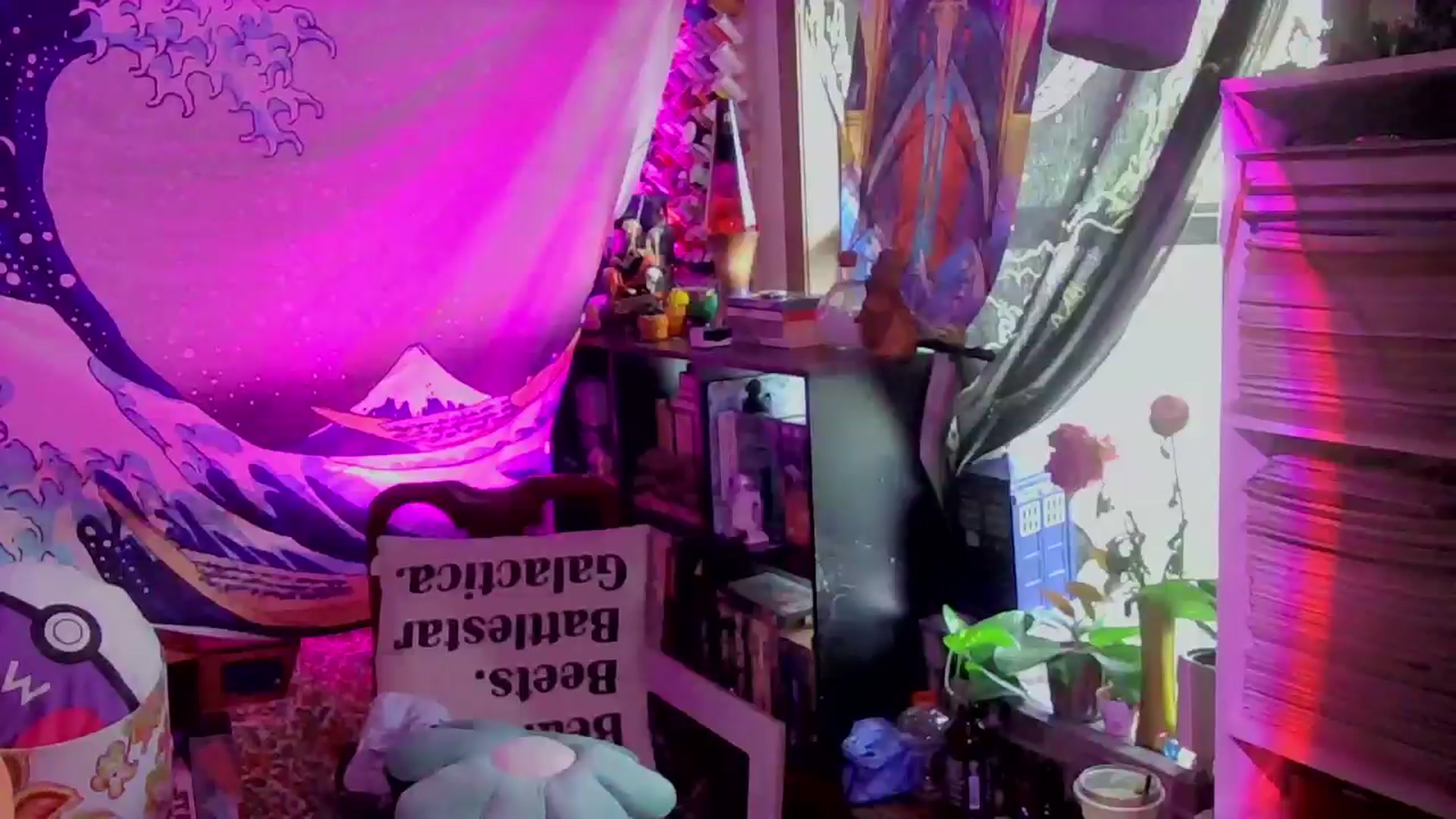 Gallery image thumbnail from CdrTroi's myfreecams stream on, 06/09/2024, 19:55 image 12 of 20