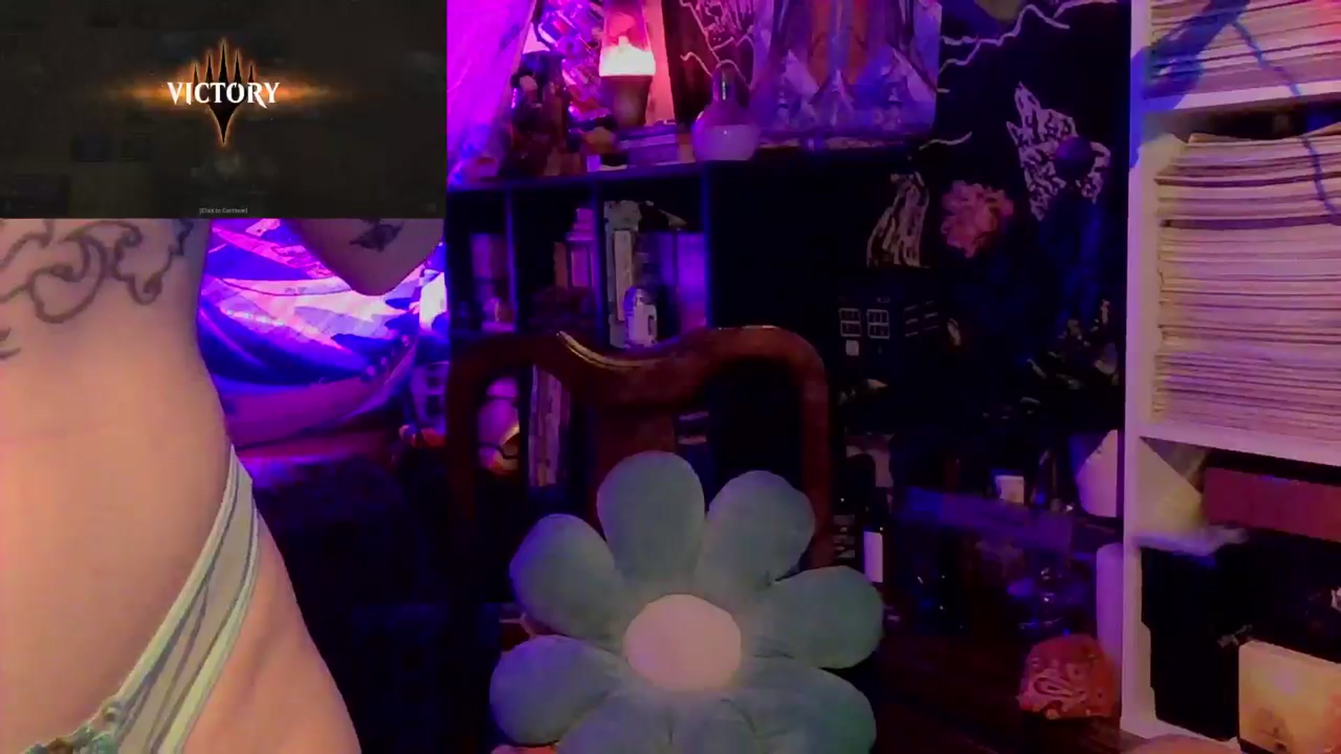 Gallery image thumbnail from CdrTroi's myfreecams stream on, 06/10/2024, 05:32 image 15 of 20