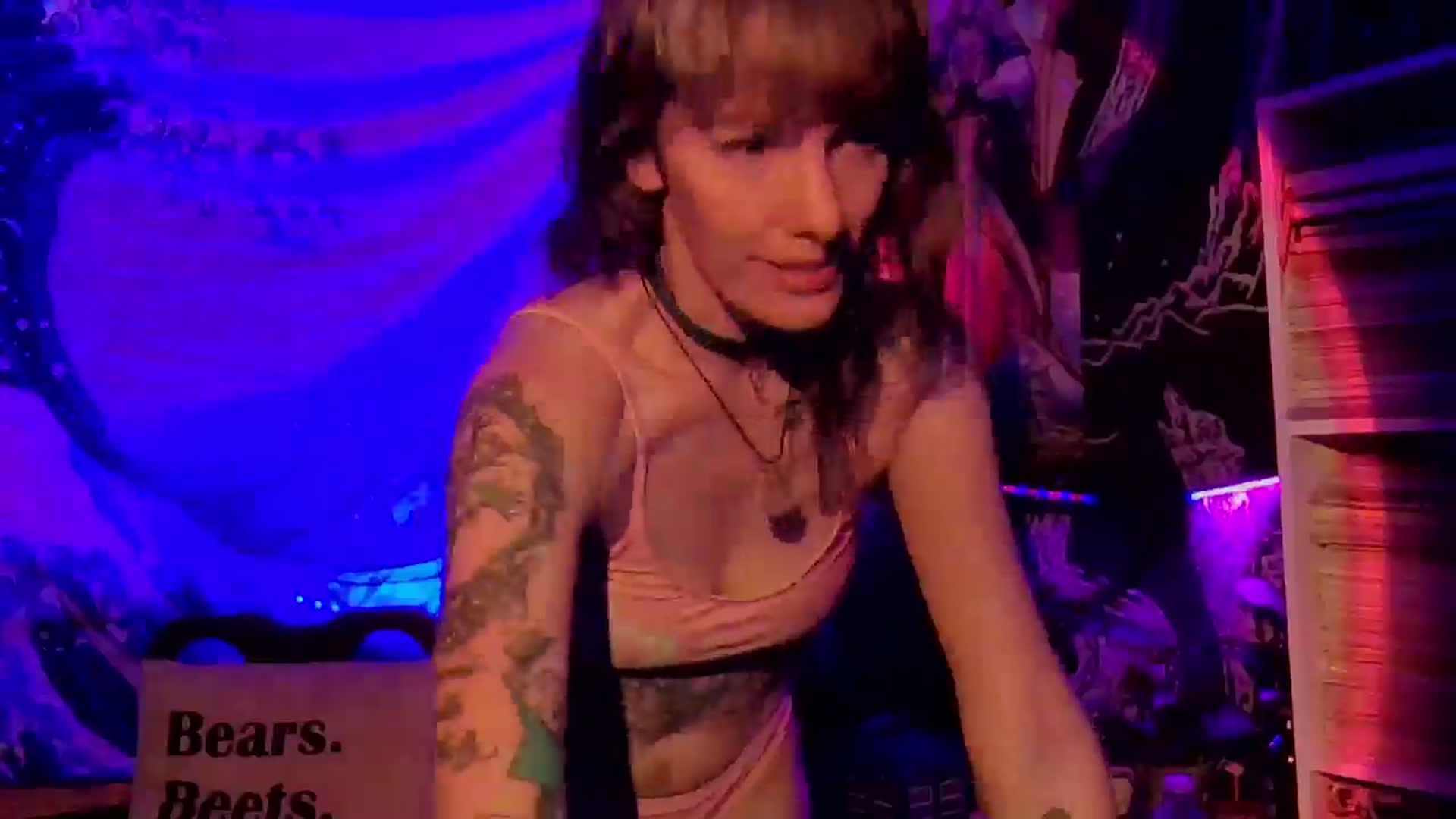 Gallery image thumbnail from CdrTroi's myfreecams stream on, 06/17/2024, 09:08 image 18 of 20