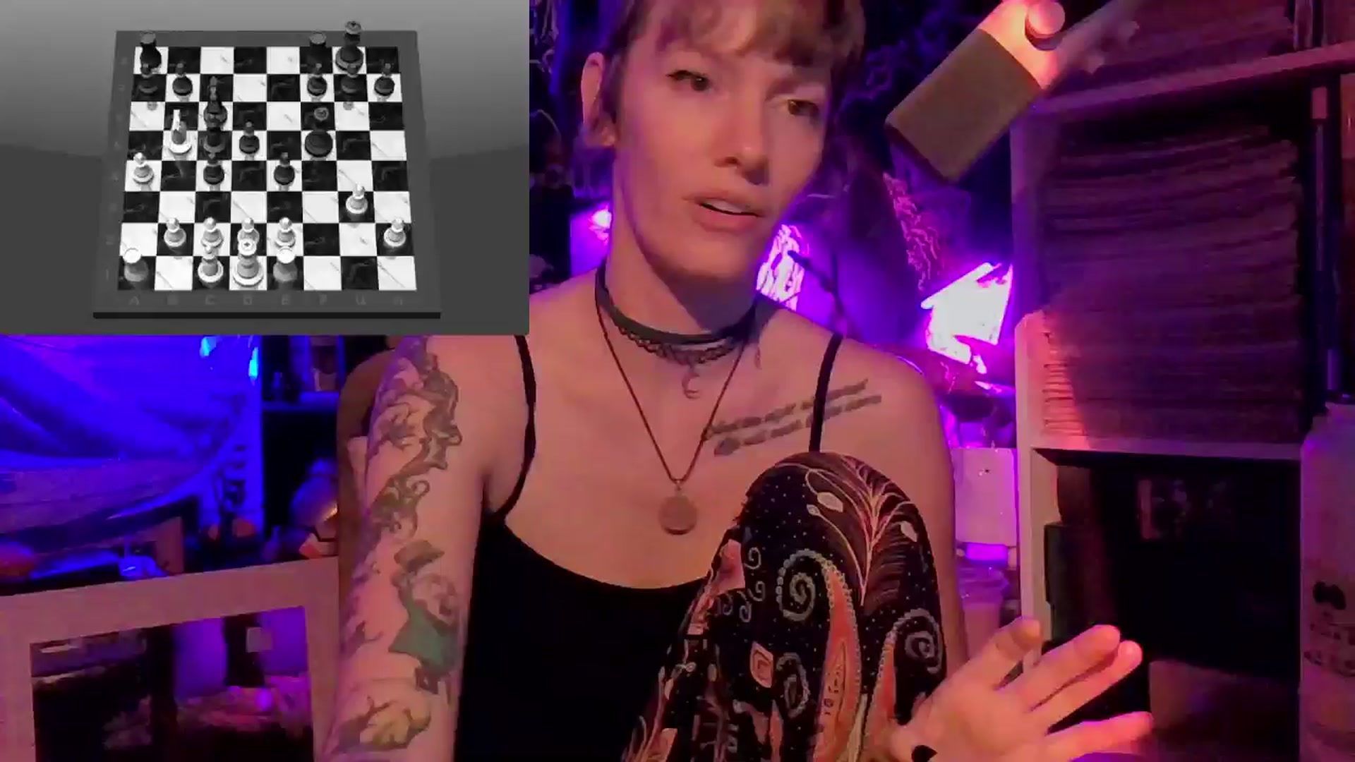 Gallery image thumbnail from CdrTroi's myfreecams stream on, 06/25/2024, 09:26 image 17 of 20