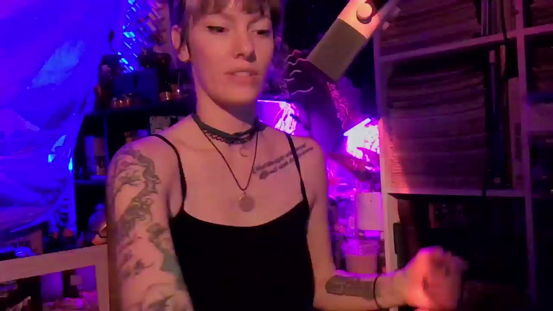 Gallery image thumbnail from CdrTroi's myfreecams stream on, 06/25/2024, 09:26 image 1 of 20