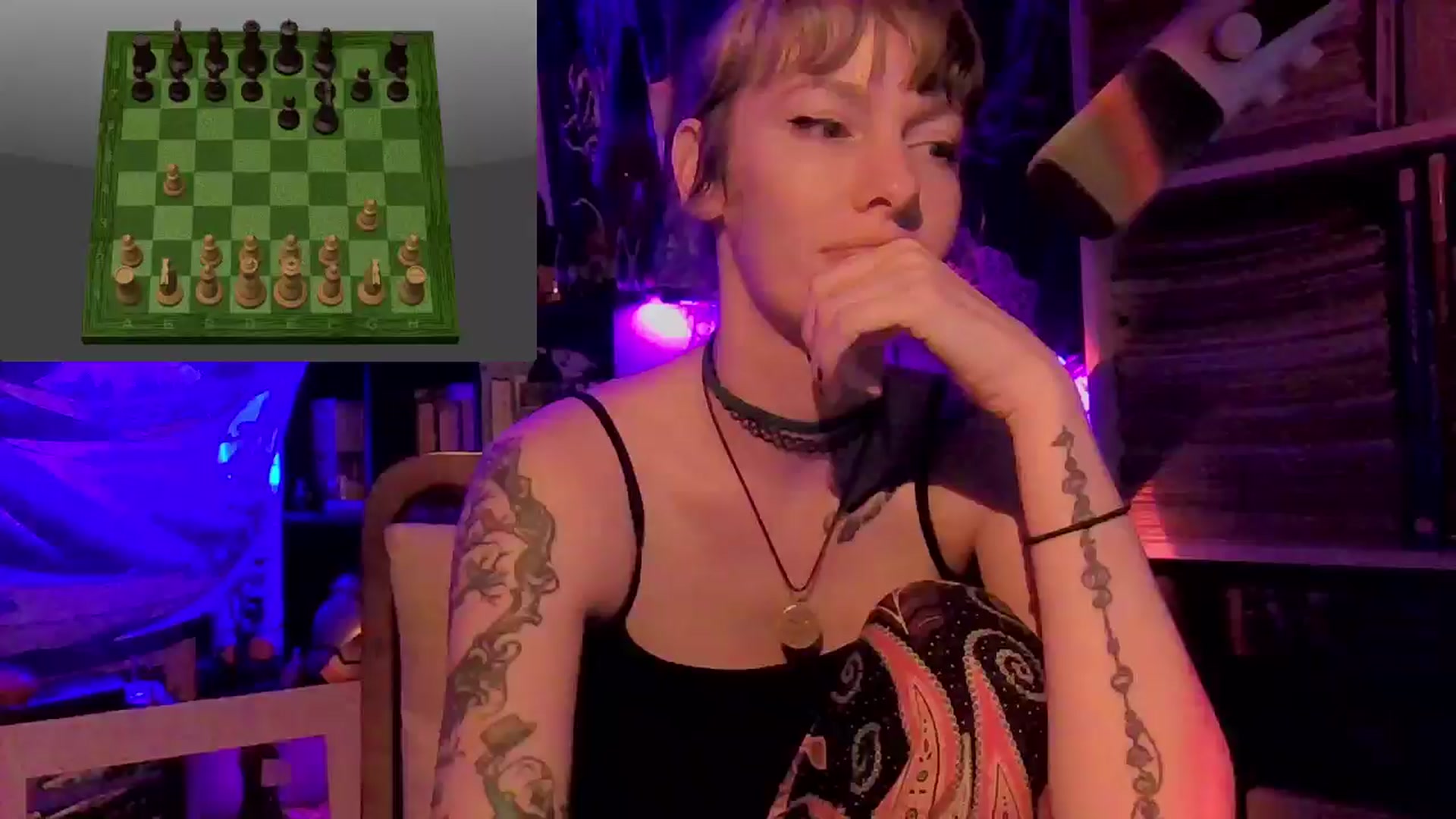 Gallery image thumbnail from CdrTroi's myfreecams stream on, 06/25/2024, 09:26 image 4 of 20