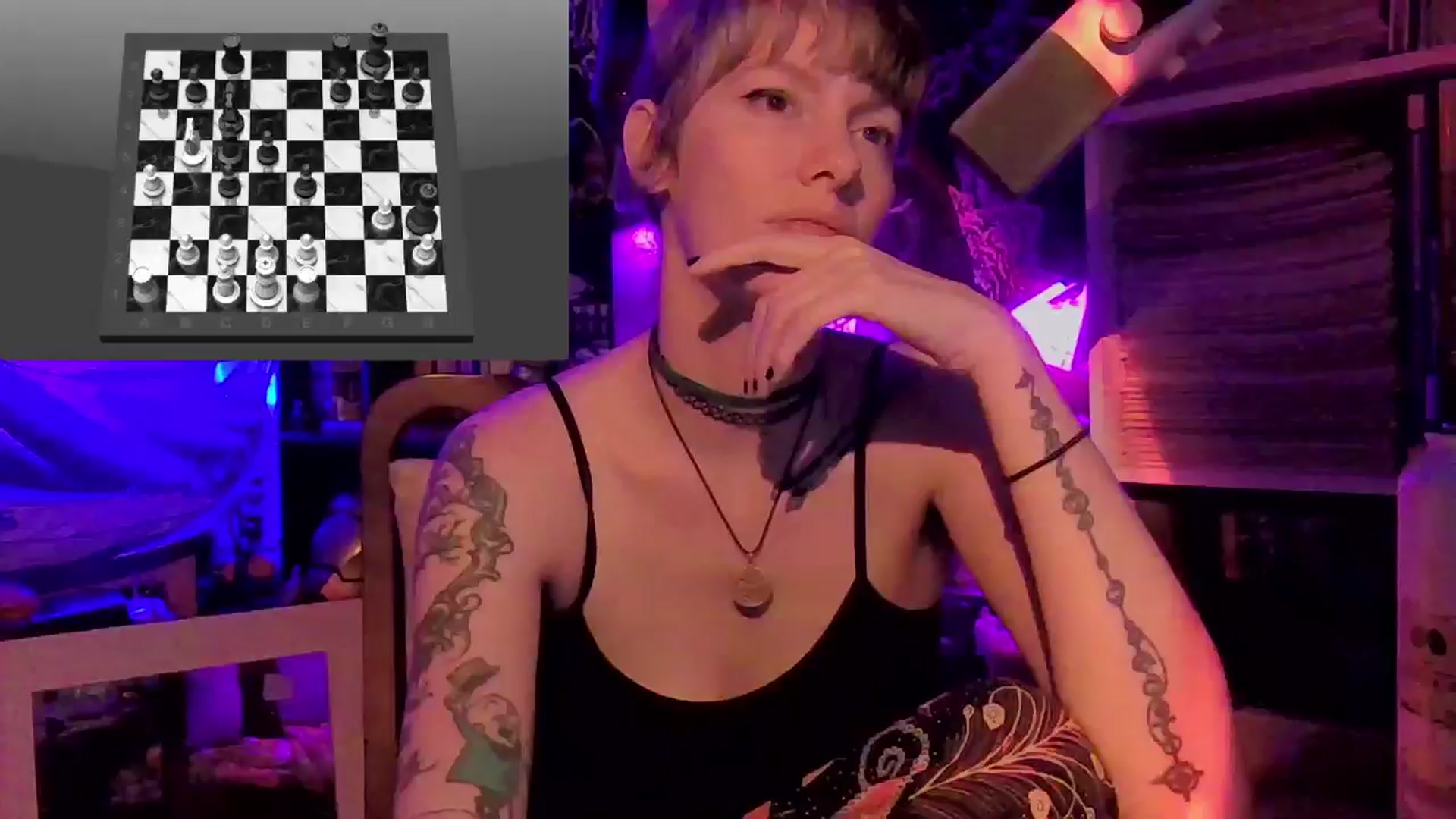 Gallery image thumbnail from CdrTroi's myfreecams stream on, 06/25/2024, 09:26 image 18 of 20