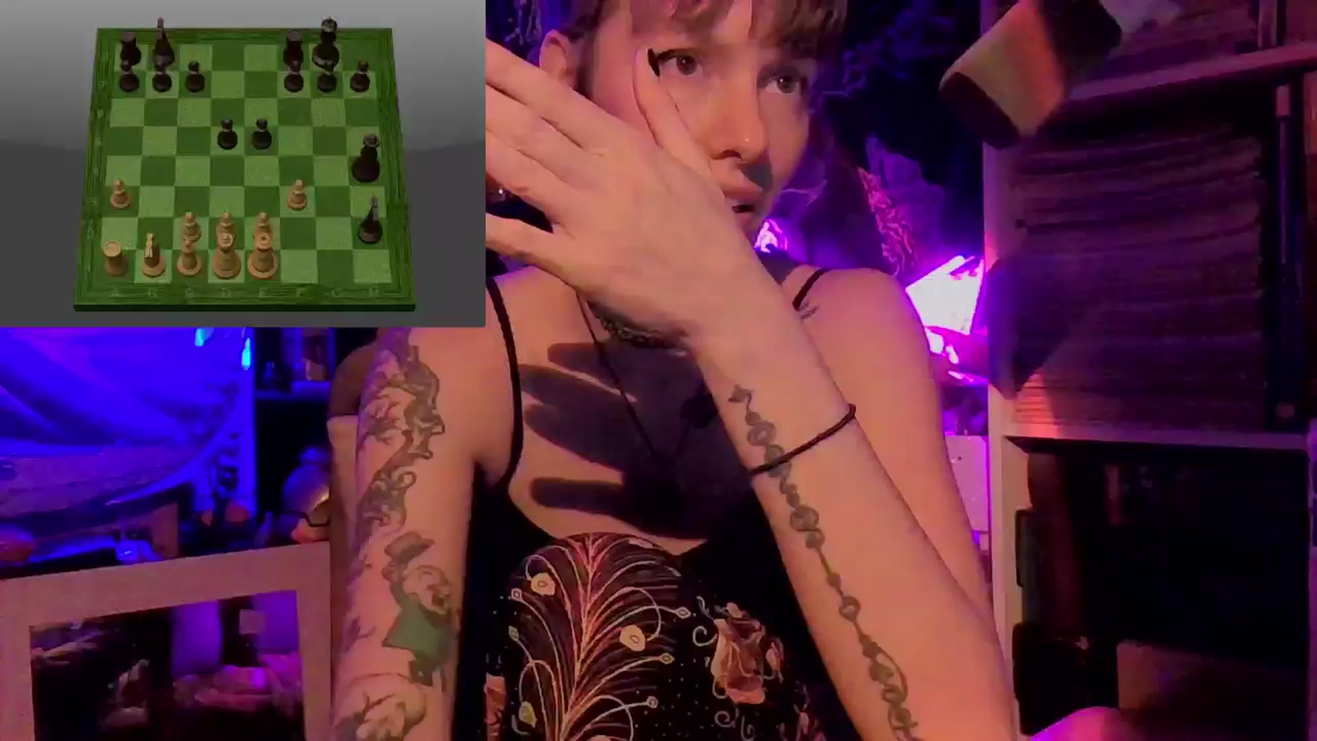 Gallery image thumbnail from CdrTroi's myfreecams stream on, 06/25/2024, 09:26 image 8 of 20