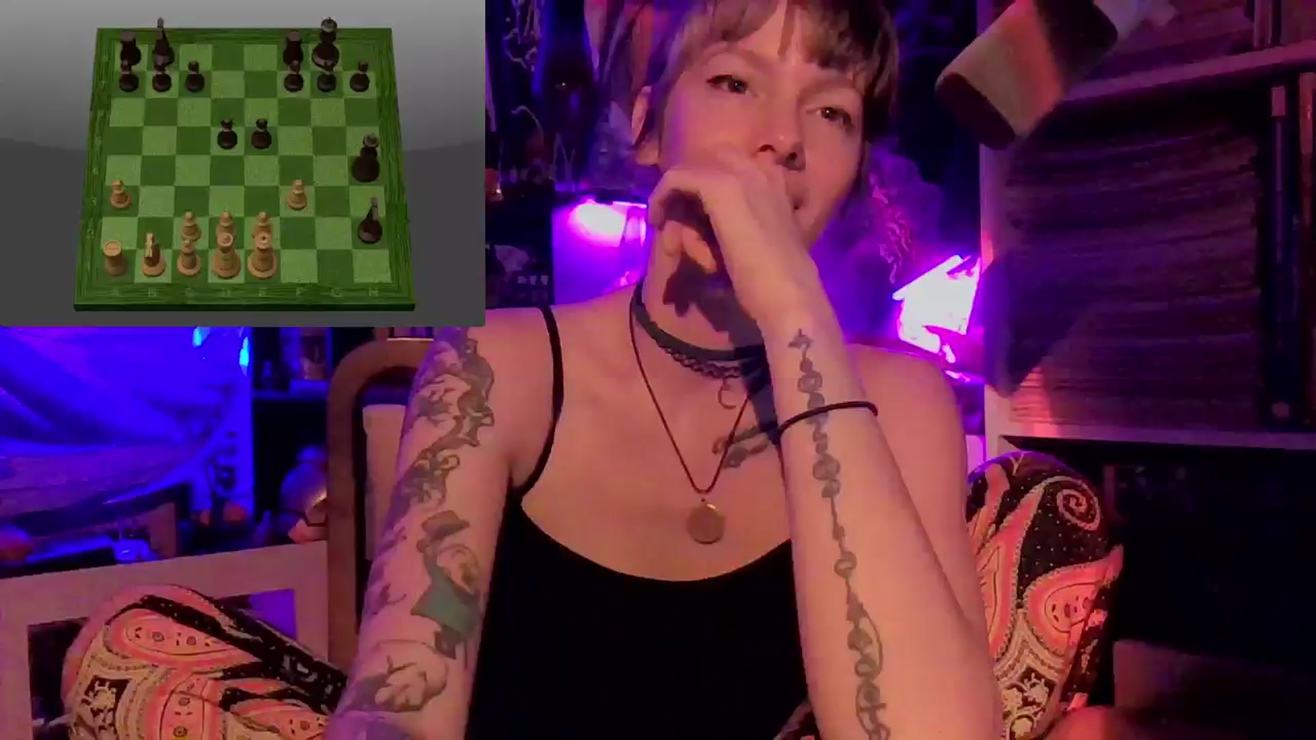 Gallery image thumbnail from CdrTroi's myfreecams stream on, 06/25/2024, 09:26 image 7 of 20