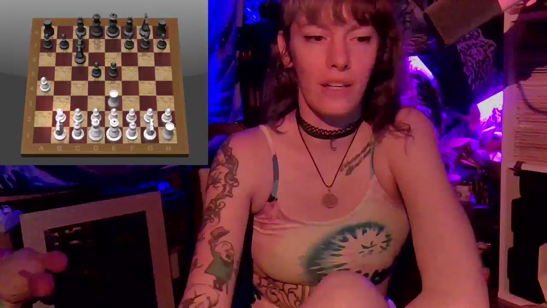 Gallery image thumbnail from CdrTroi's myfreecams stream on, 07/03/2024, 08:43 image 4 of 20