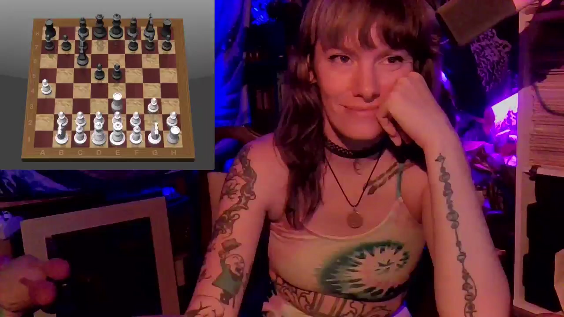 Gallery image thumbnail from CdrTroi's myfreecams stream on, 07/03/2024, 08:43 image 6 of 20