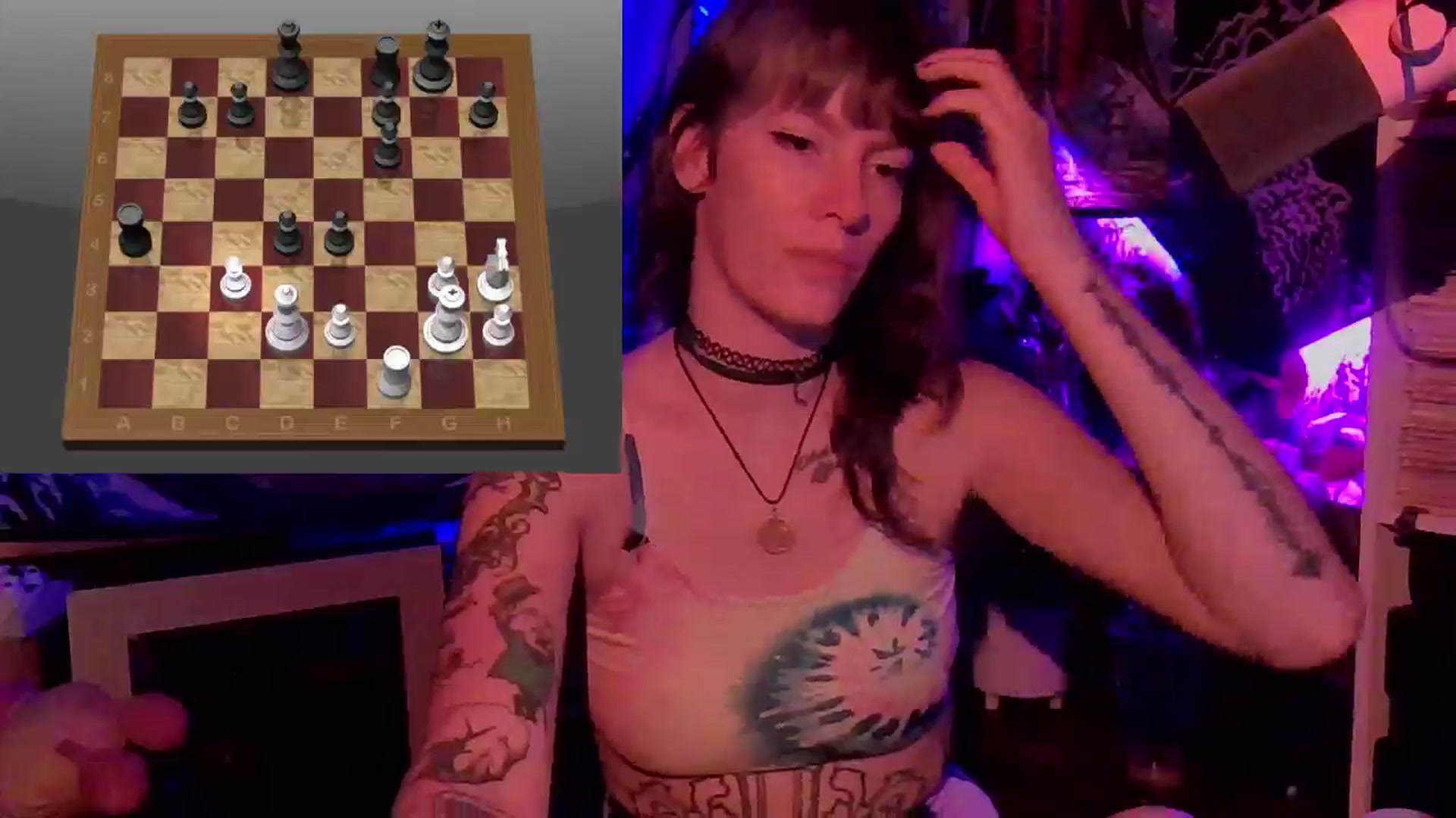 Gallery image thumbnail from CdrTroi's myfreecams stream on, 07/03/2024, 08:43 image 16 of 20