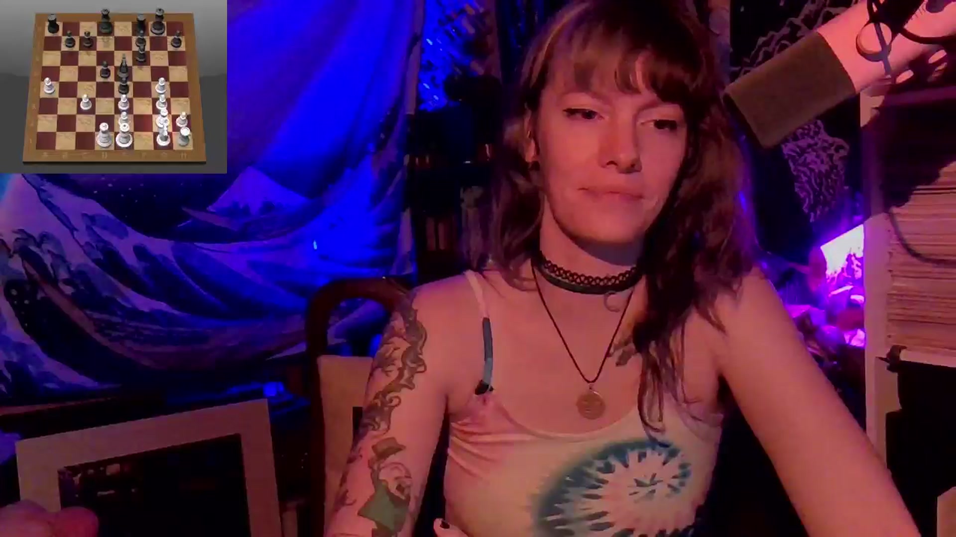 Gallery image thumbnail from CdrTroi's myfreecams stream on, 07/03/2024, 08:43 image 11 of 20