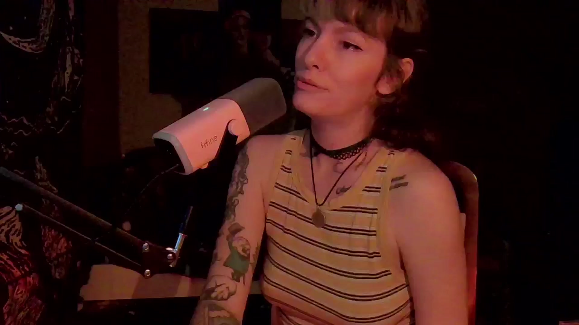 Gallery image thumbnail from CdrTroi's myfreecams stream on, 07/31/2024, 08:24 image 2 of 20