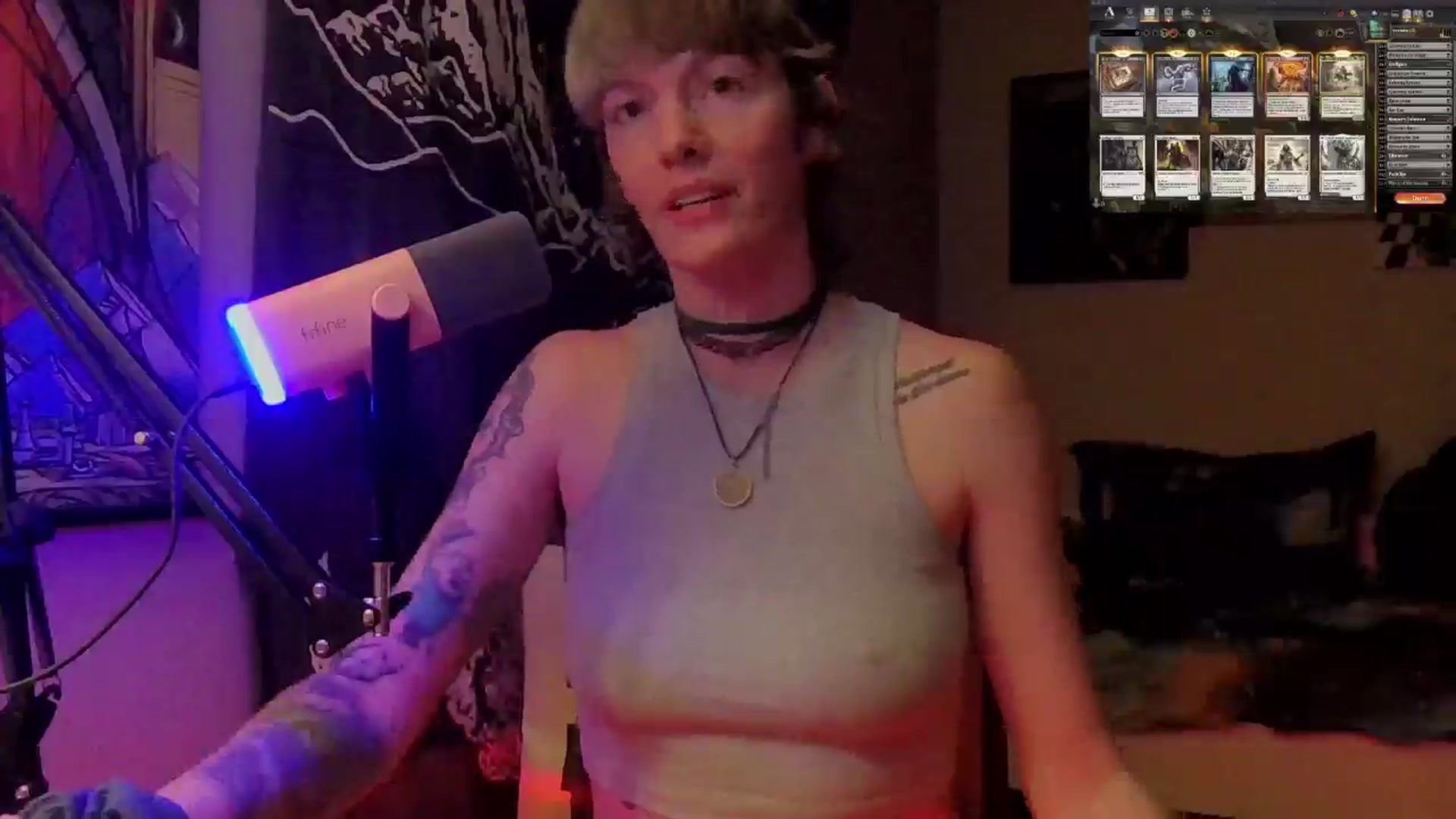 Gallery image thumbnail from CdrTroi's myfreecams stream on, 08/03/2024, 07:54 image 4 of 20