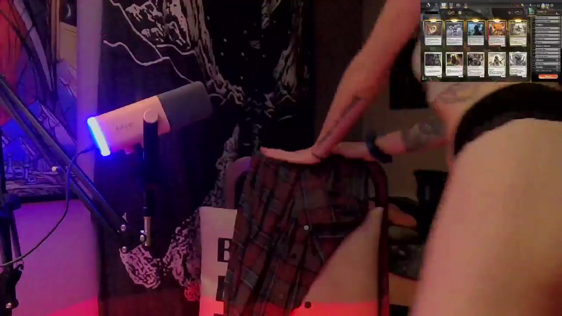Gallery image thumbnail from CdrTroi's myfreecams stream on, 08/03/2024, 07:54 image 3 of 20