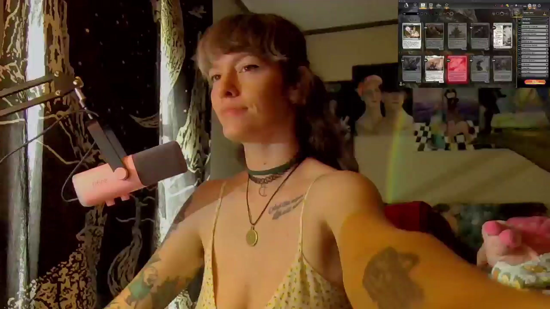 Gallery image thumbnail from CdrTroi's myfreecams stream on, 08/04/2024, 21:43 image 15 of 20