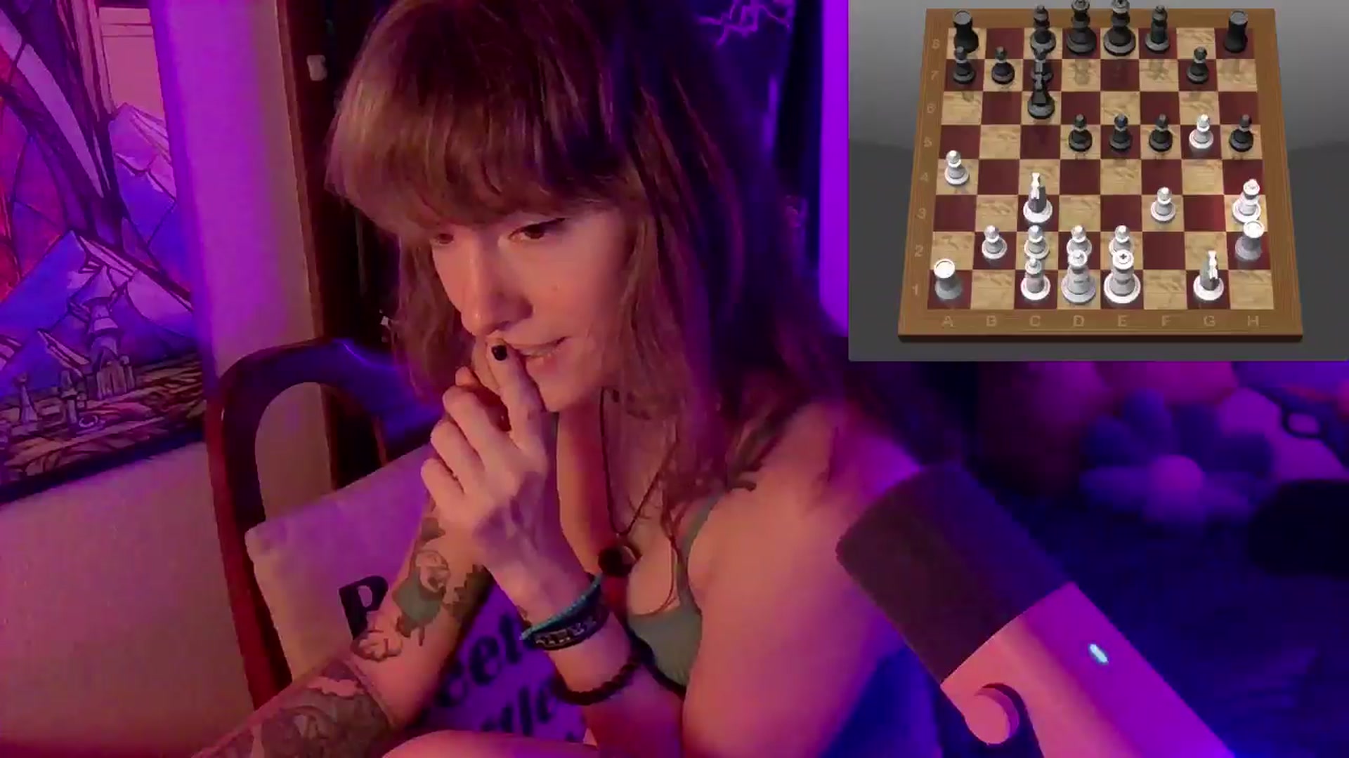 Gallery image thumbnail from CdrTroi's myfreecams stream on, 08/15/2024, 07:32 image 16 of 20