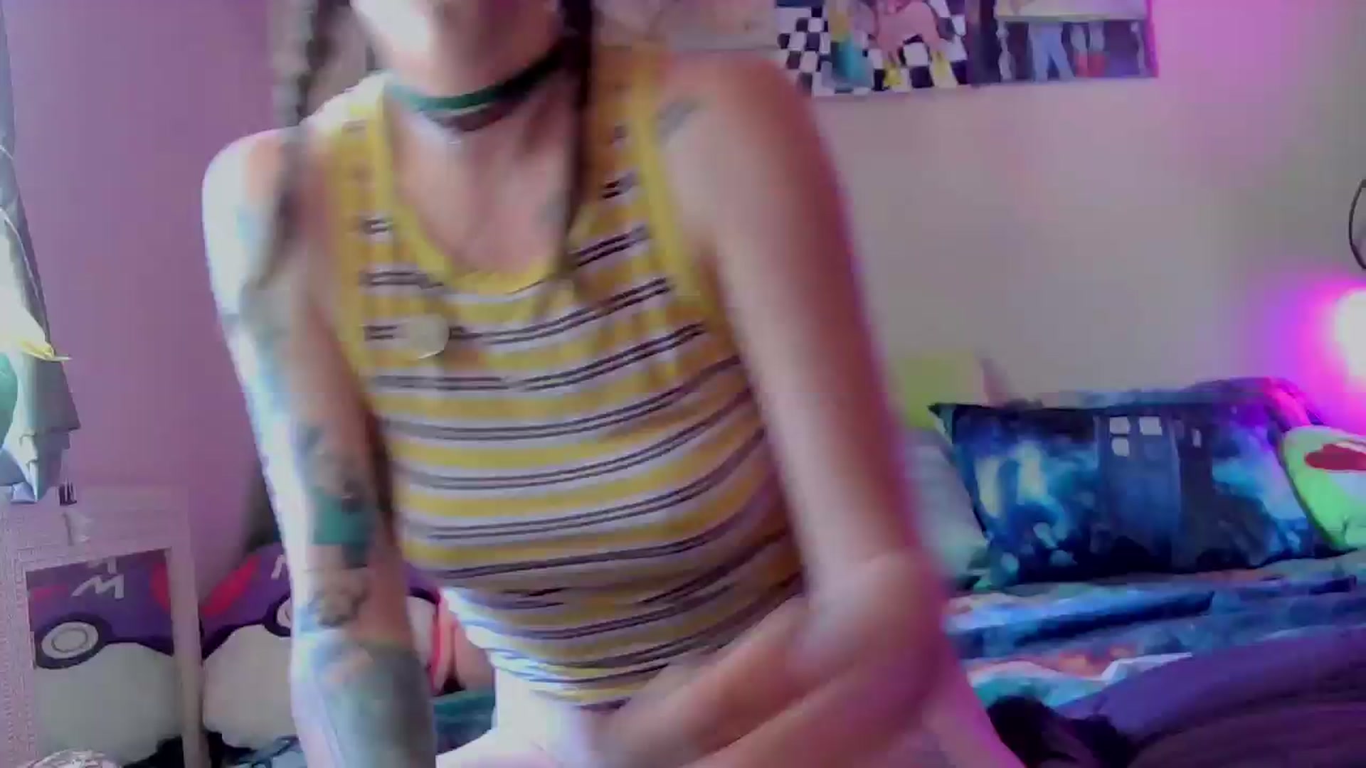 Gallery image thumbnail from CdrTroi's myfreecams stream on, 08/16/2024, 21:19 image 1 of 20