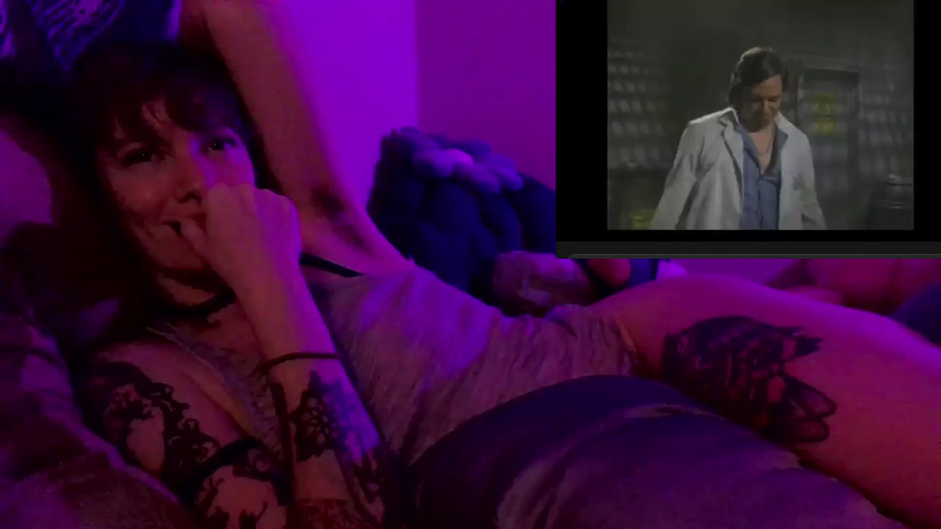 Gallery image thumbnail from CdrTroi's myfreecams stream on, 08/18/2024, 10:03 image 14 of 20