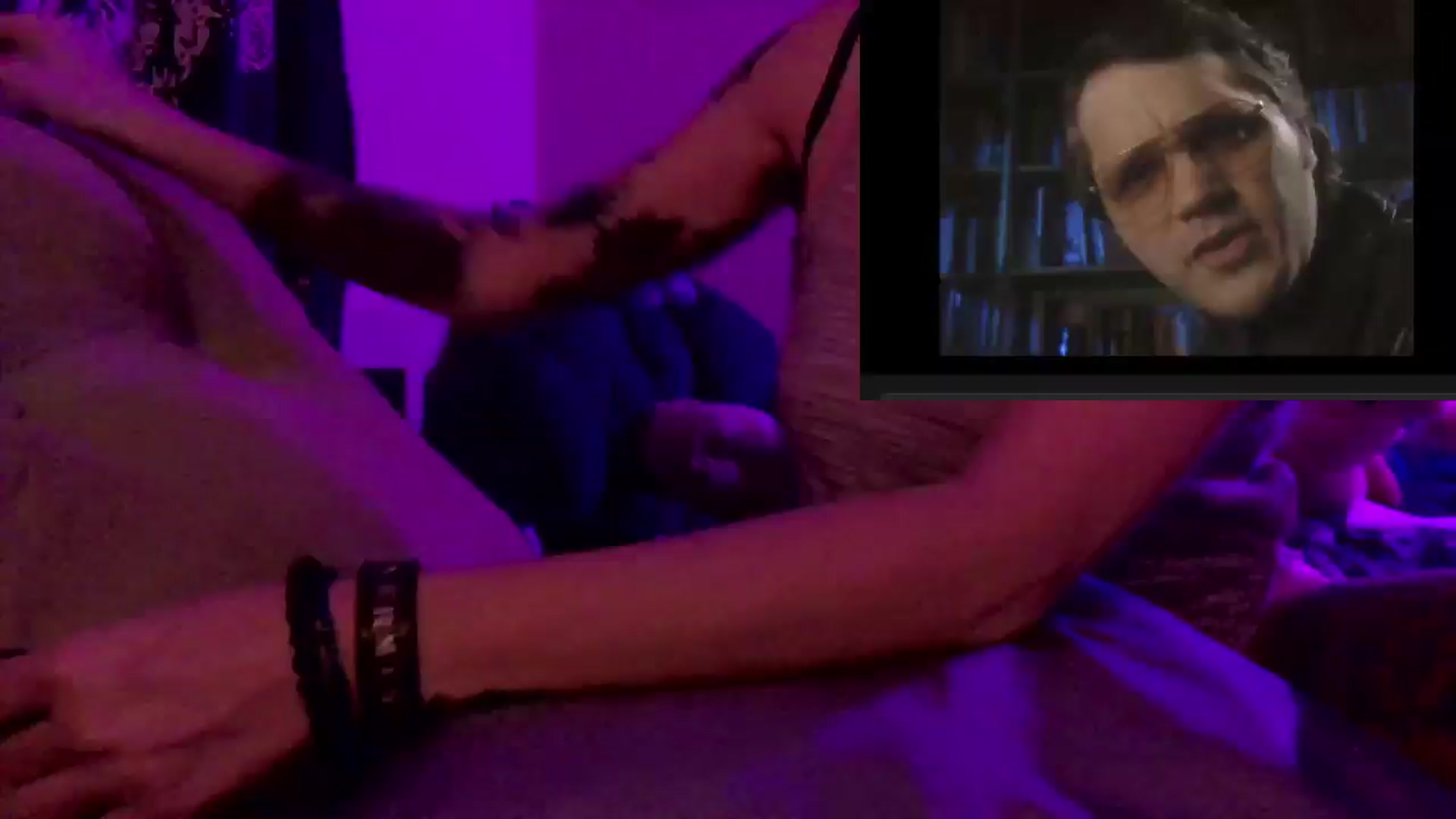 Gallery image thumbnail from CdrTroi's myfreecams stream on, 08/18/2024, 10:03 image 7 of 20