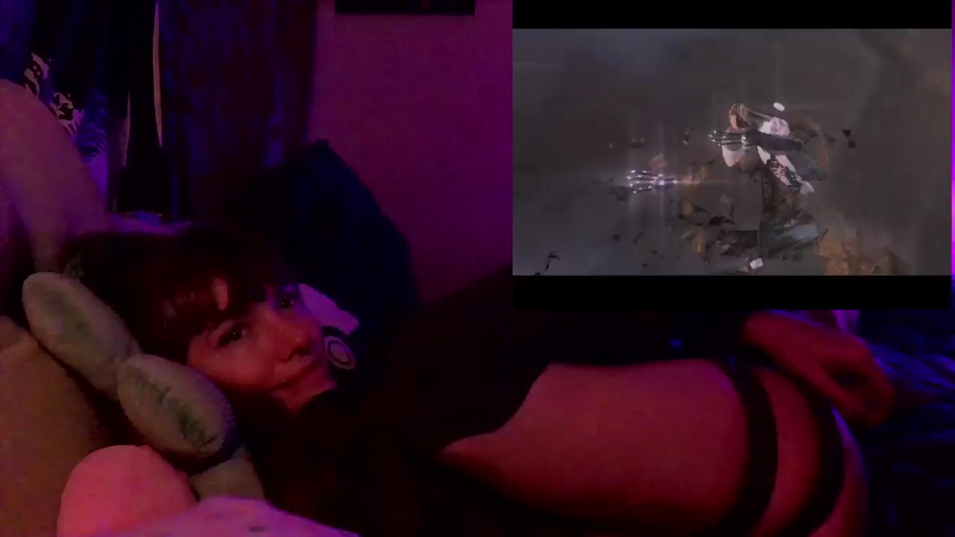 Gallery image thumbnail from CdrTroi's myfreecams stream on, 08/22/2024, 09:12 image 10 of 20