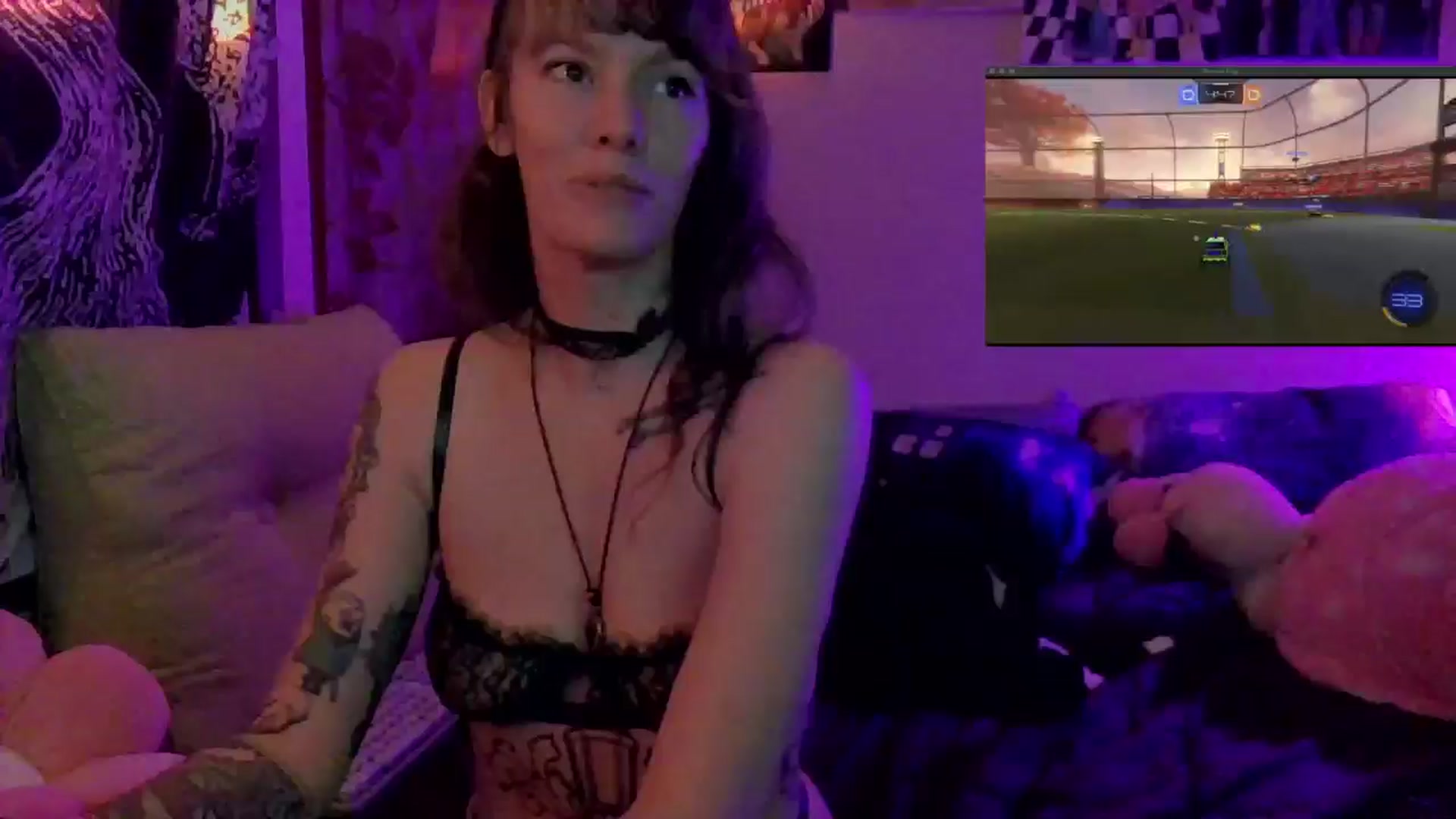 Gallery image thumbnail from CdrTroi's myfreecams stream on, 08/24/2024, 07:26 image 6 of 20
