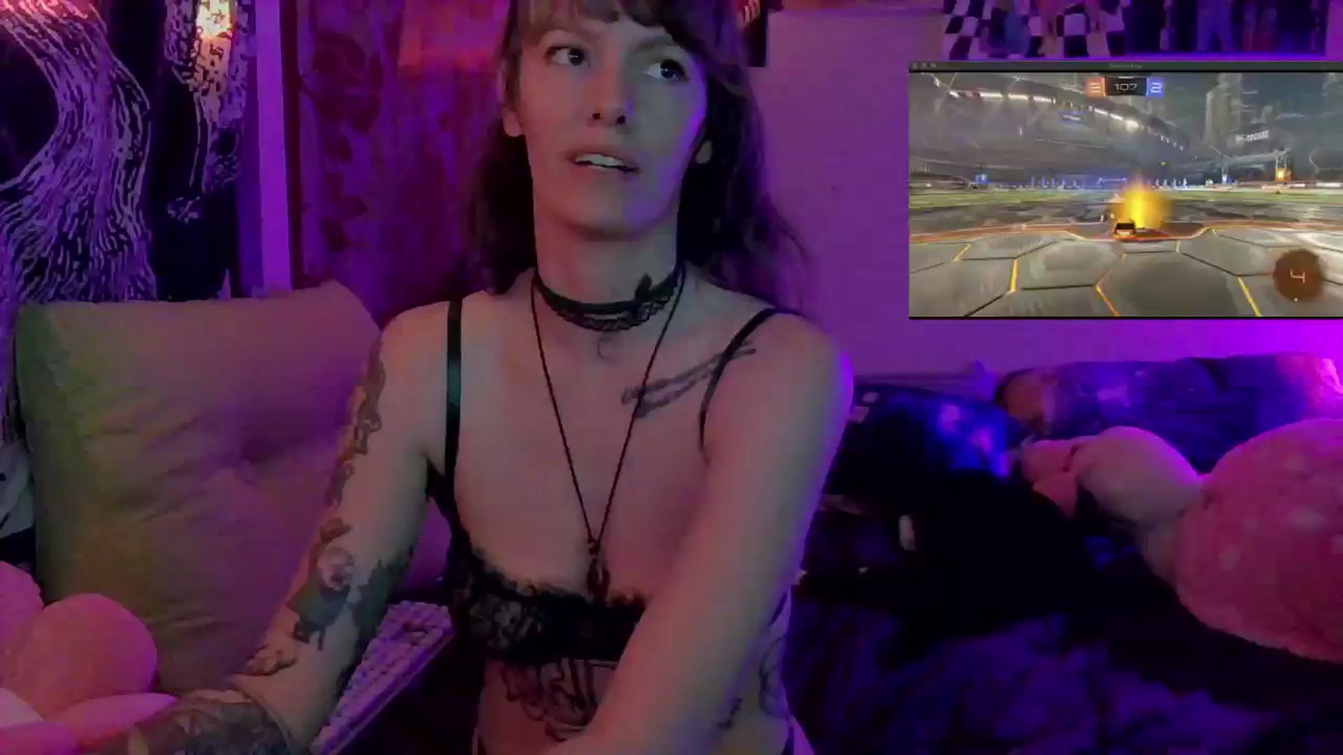 Gallery image thumbnail from CdrTroi's myfreecams stream on, 08/24/2024, 07:26 image 5 of 20