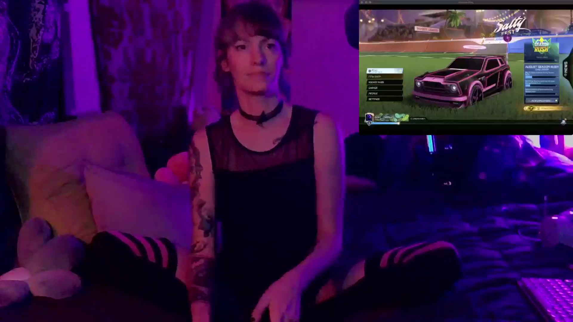 Gallery image thumbnail from CdrTroi's myfreecams stream on, 08/30/2024, 08:14 image 12 of 20