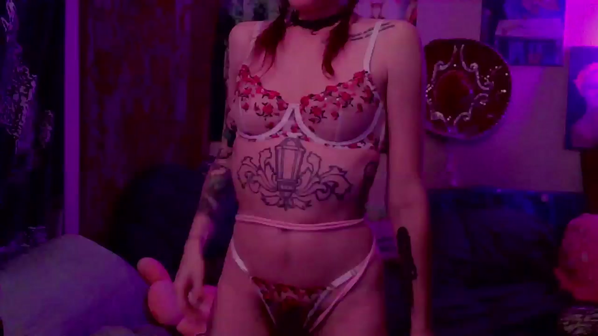 Gallery image thumbnail from CdrTroi's myfreecams stream on, 09/23/2024, 10:26 image 8 of 20