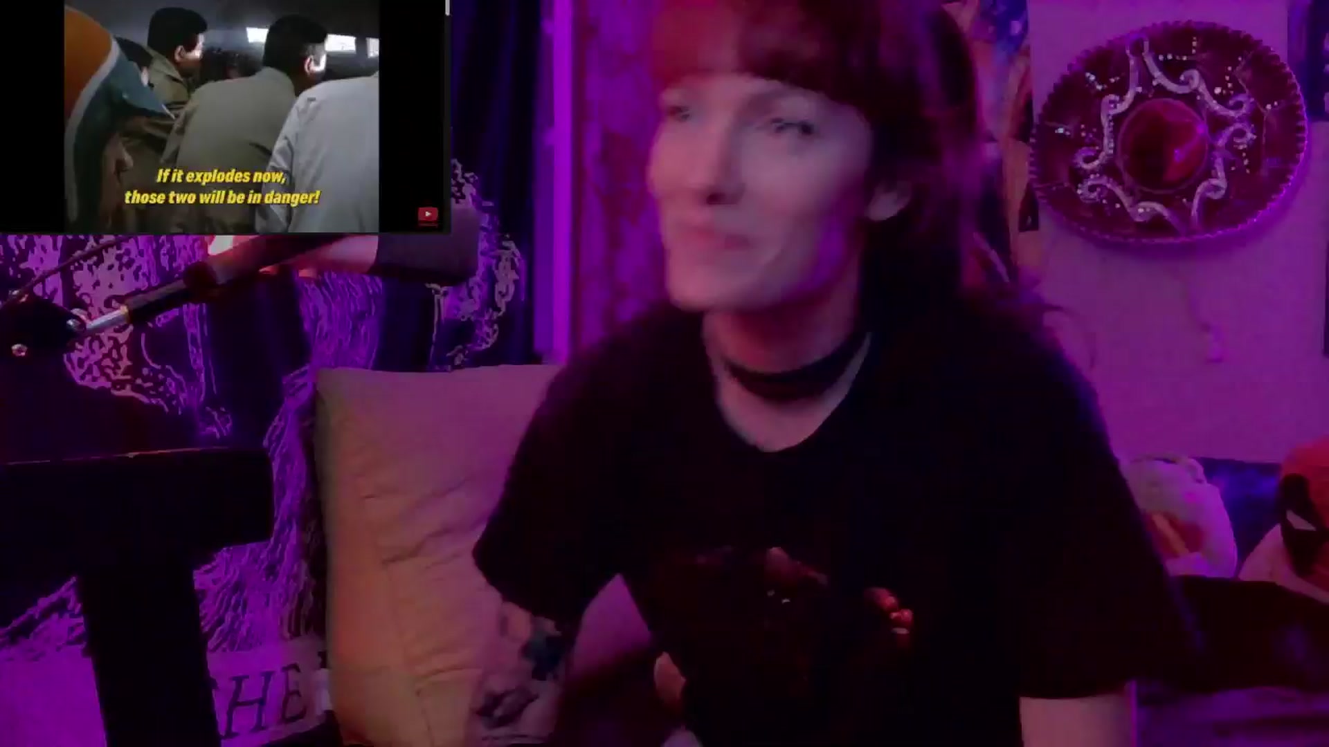 Gallery image thumbnail from CdrTroi's myfreecams stream on, 09/27/2024, 08:09 image 13 of 20