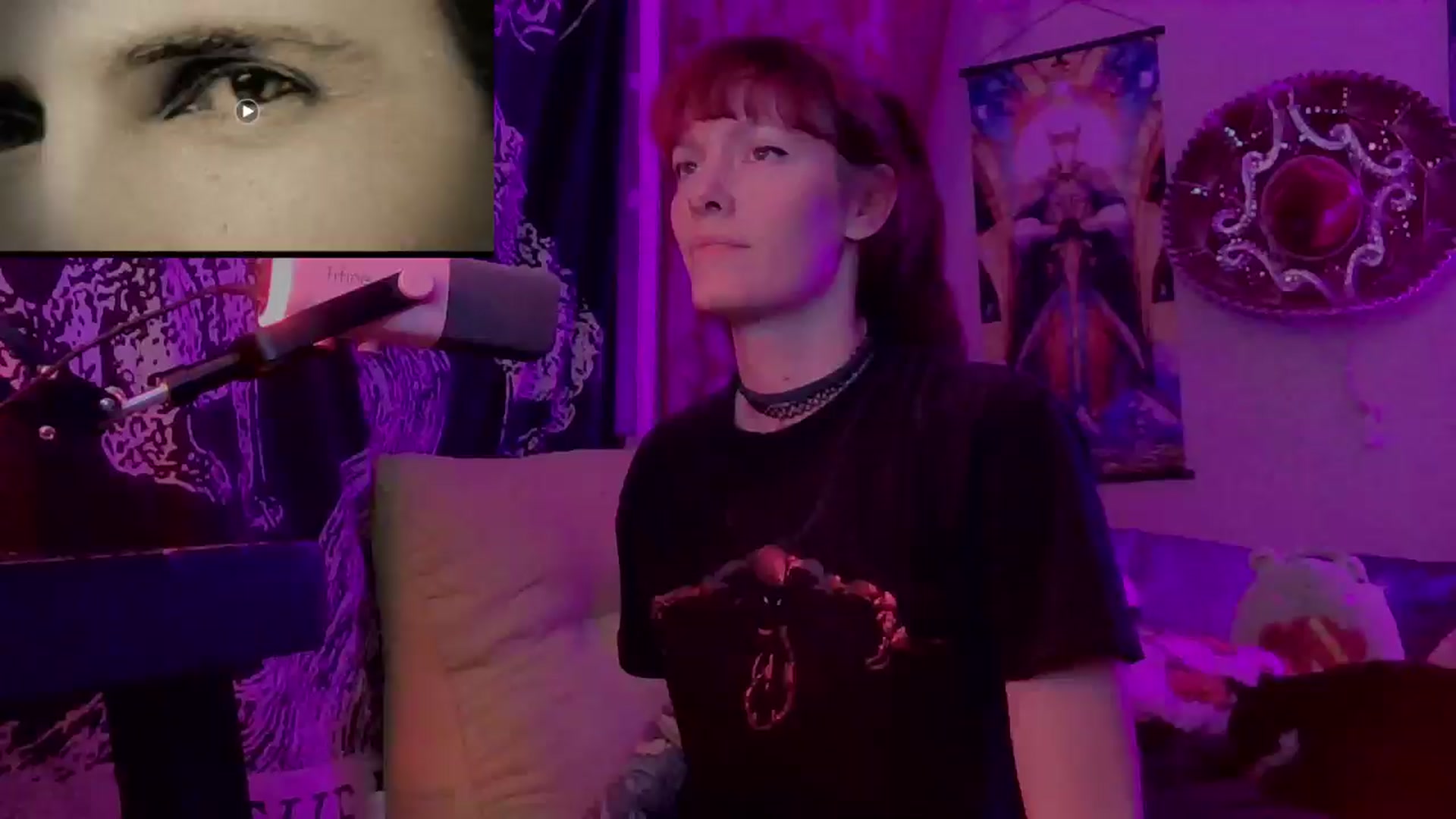 Gallery image thumbnail from CdrTroi's myfreecams stream on, 09/27/2024, 08:09 image 3 of 20