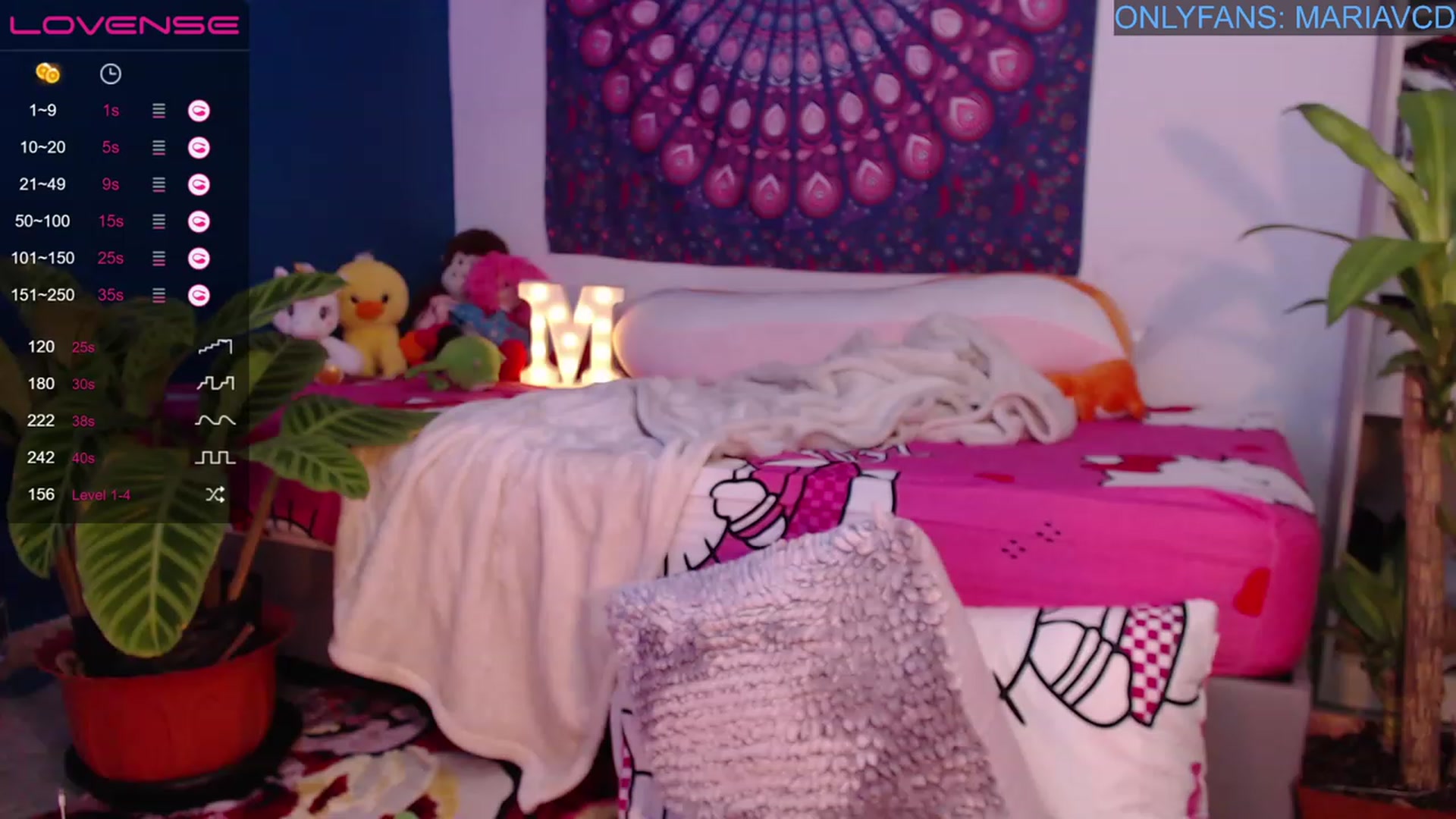 Gallery image thumbnail from Ced69cMaria's myfreecams stream on, 06/01/2023, 18:35 image 10 of 20
