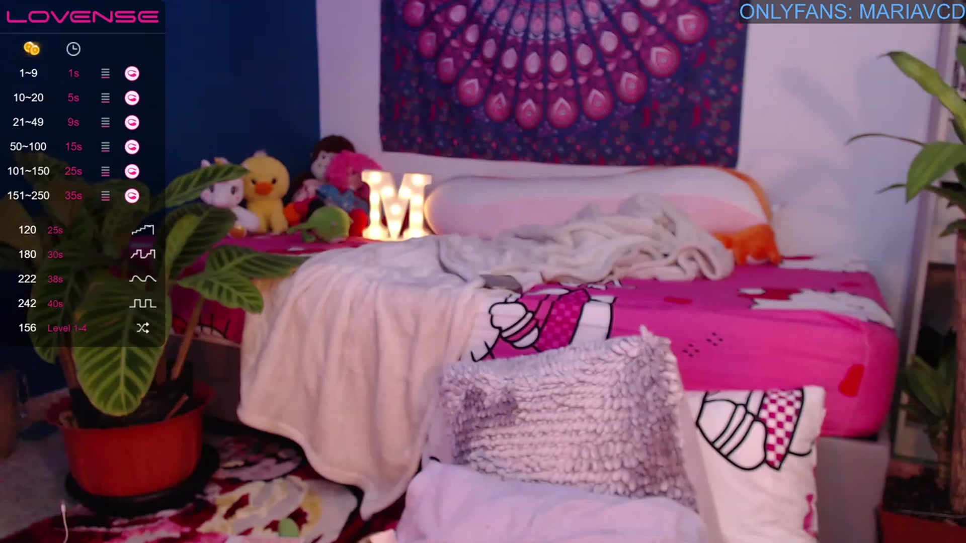 Gallery image thumbnail from Ced69cMaria's myfreecams stream on, 06/01/2023, 18:35 image 8 of 20