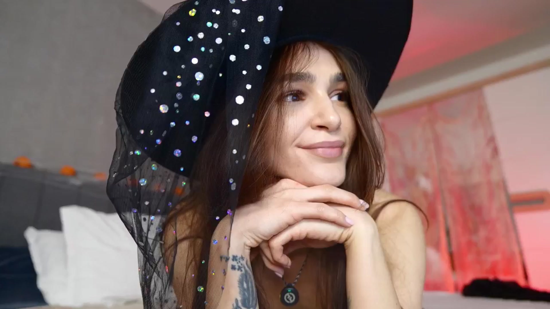Gallery image thumbnail from Celestara's myfreecams stream on, 11/01/2025, 23:11 image 1 of 20