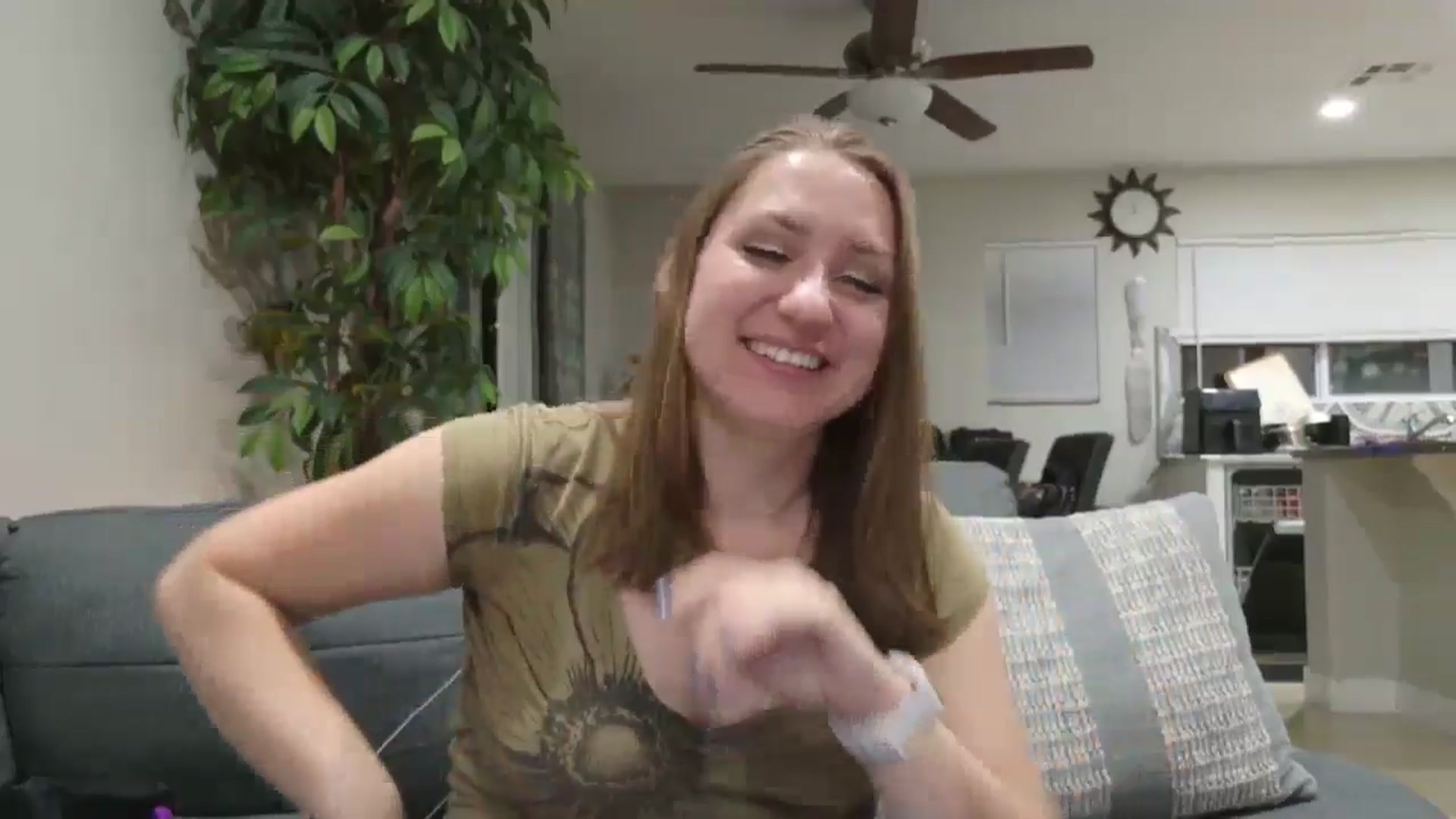 Gallery image thumbnail from CelesteFeier's myfreecams stream on, 07/23/2024, 06:46 image 17 of 20