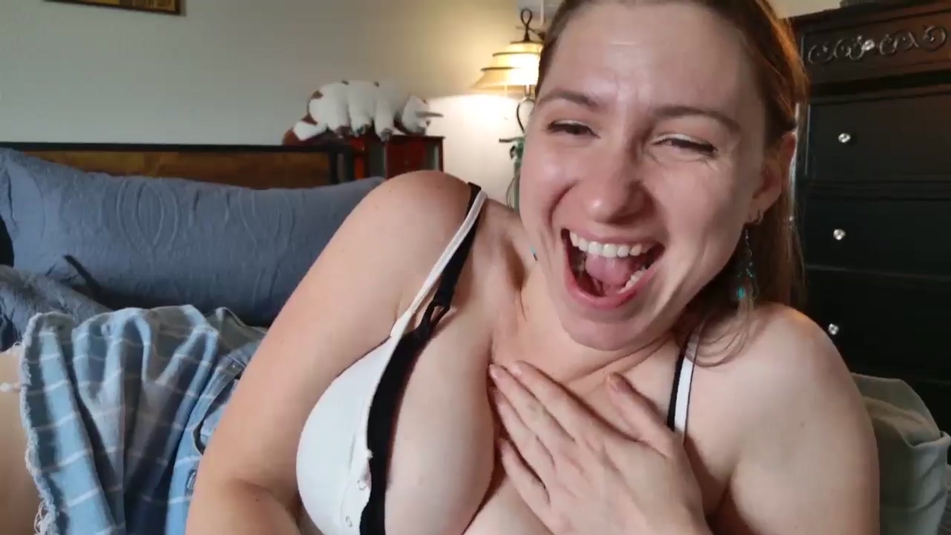 Gallery image thumbnail from CelesteFeier's myfreecams stream on, 08/17/2024, 23:02 image 18 of 20
