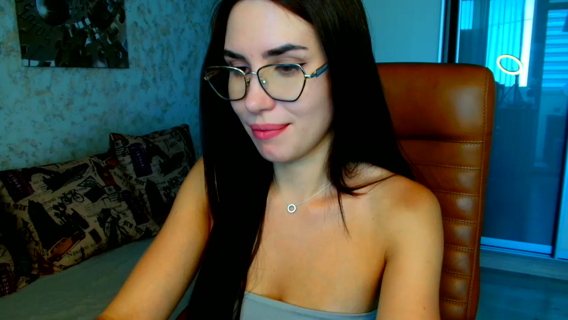 Gallery image thumbnail from CelesteNoir_'s myfreecams stream on, 08/28/2025, 08:10 image 7 of 20