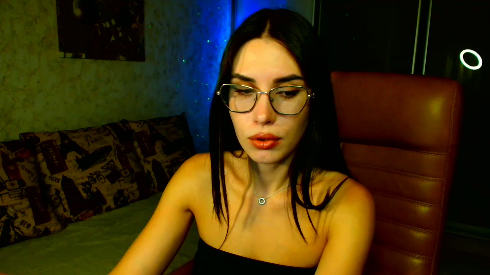 Gallery image thumbnail from CelesteNoir_'s myfreecams stream on, 09/22/2025, 19:29 image 1 of 20
